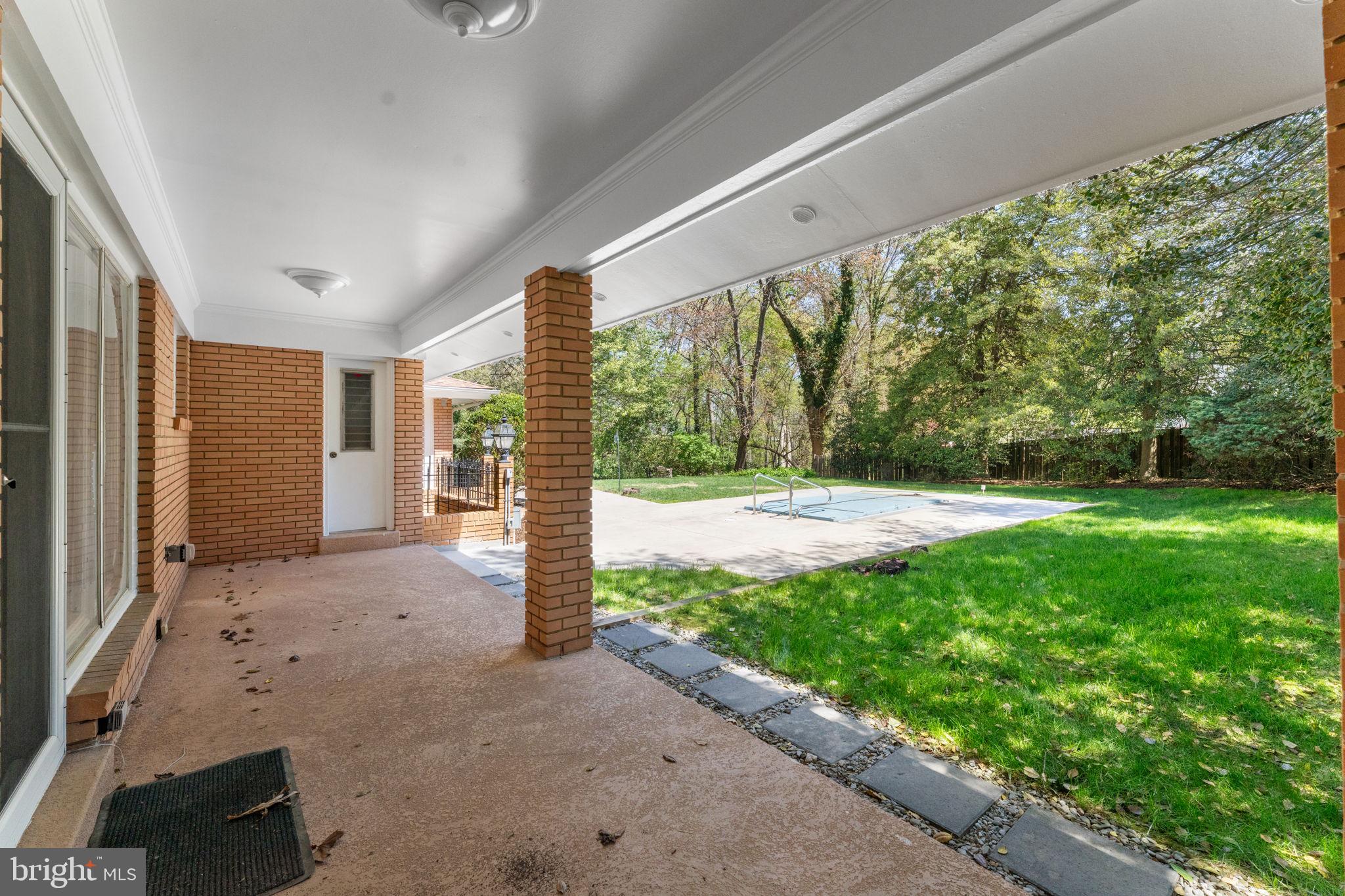 DOVER BALMORAL RIVERWOOD - Residential