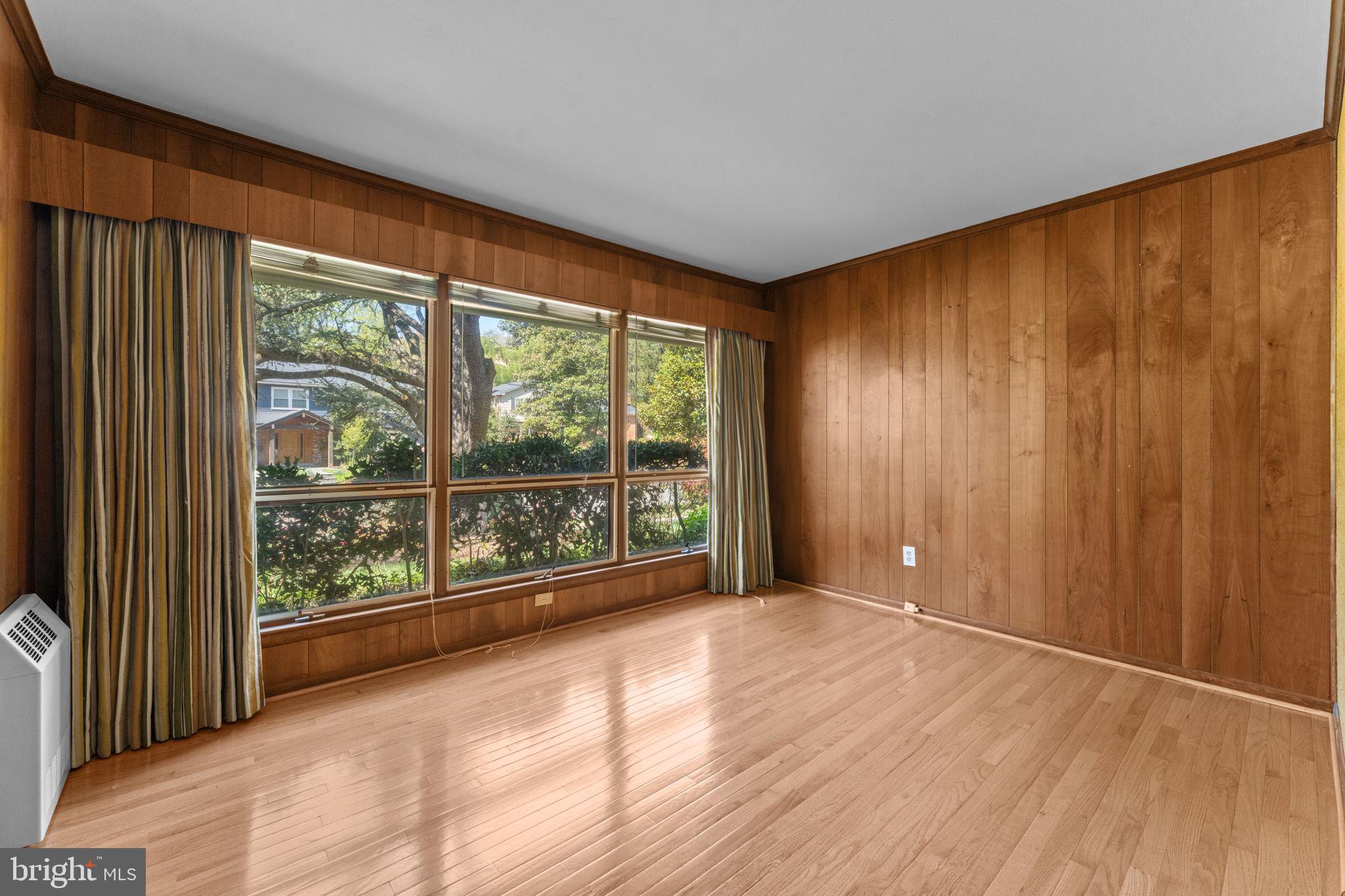 DOVER BALMORAL RIVERWOOD - Residential