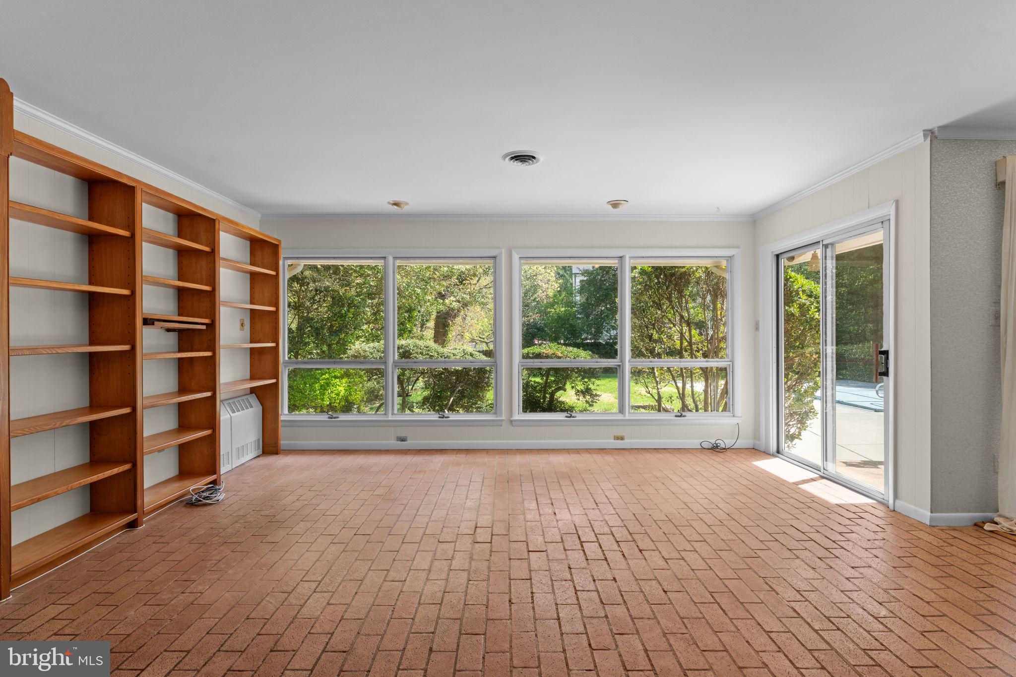 DOVER BALMORAL RIVERWOOD - Residential