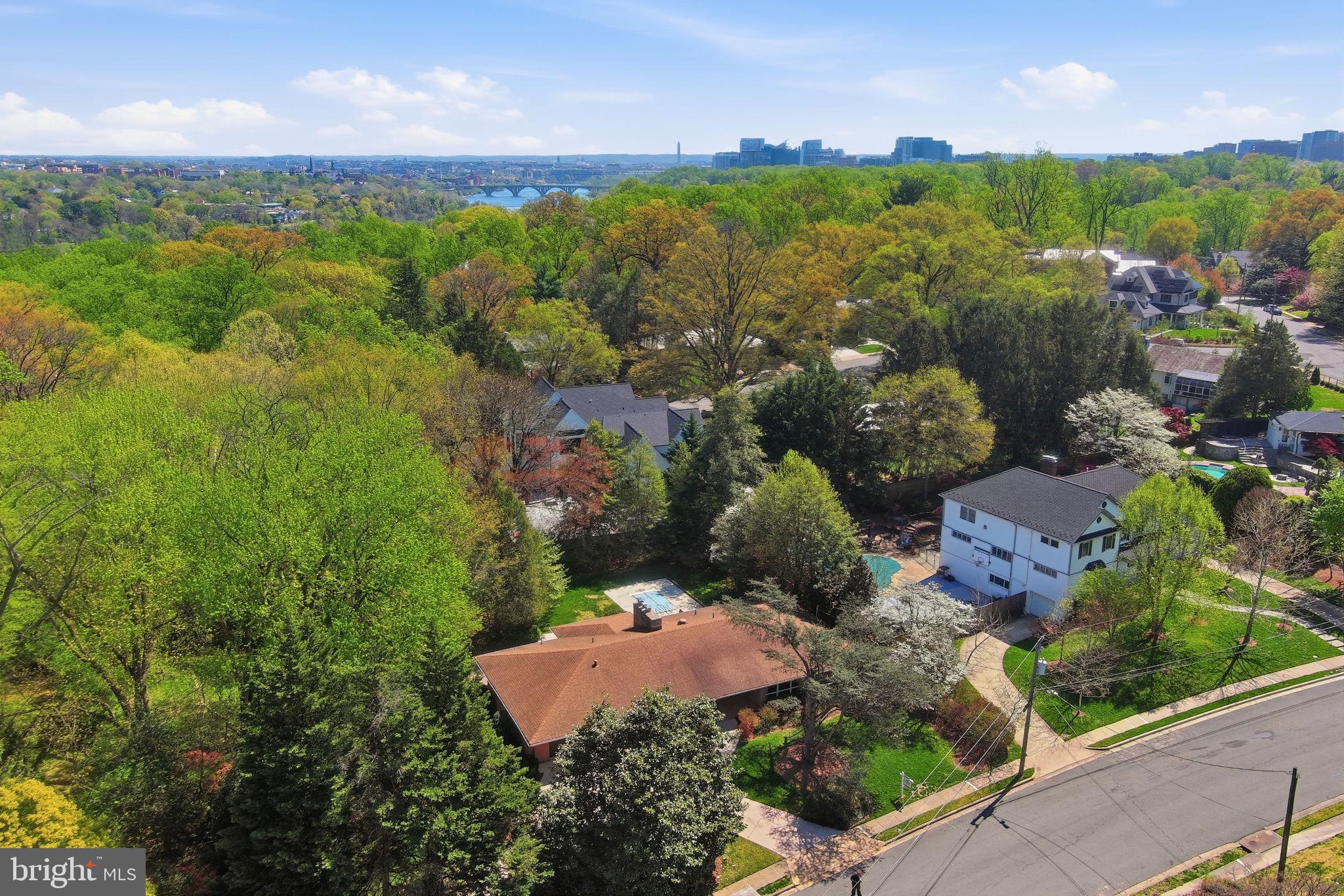 DOVER BALMORAL RIVERWOOD - Residential