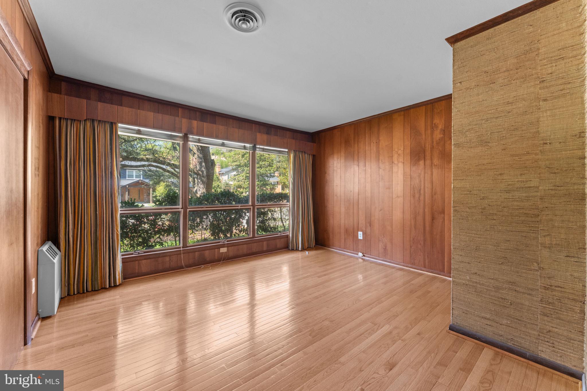 DOVER BALMORAL RIVERWOOD - Residential