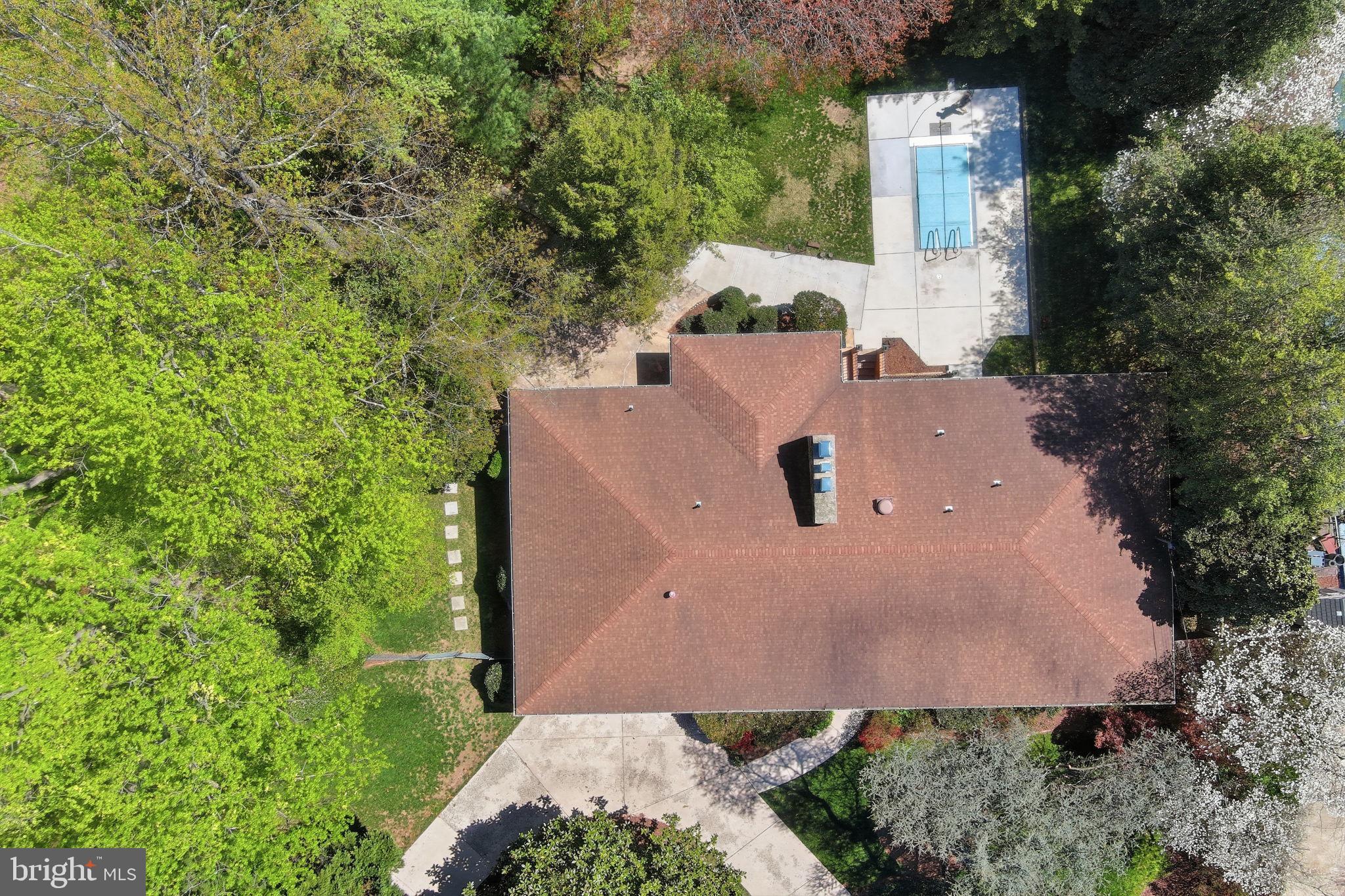 DOVER BALMORAL RIVERWOOD - Residential