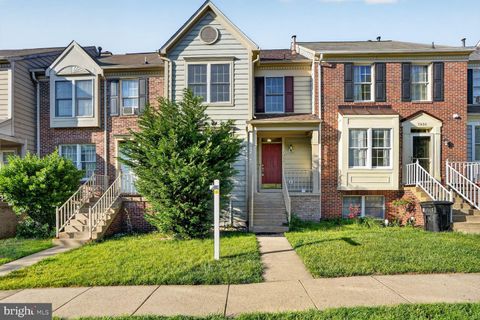 Photo of 7932 Blue Gray Circle, MANASSAS, VA 20109 (MLS # VAPW2119304)