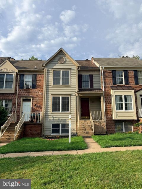 Photo of 7932 Blue Gray Circle, MANASSAS, VA 20109 (MLS # VAPW2119304)