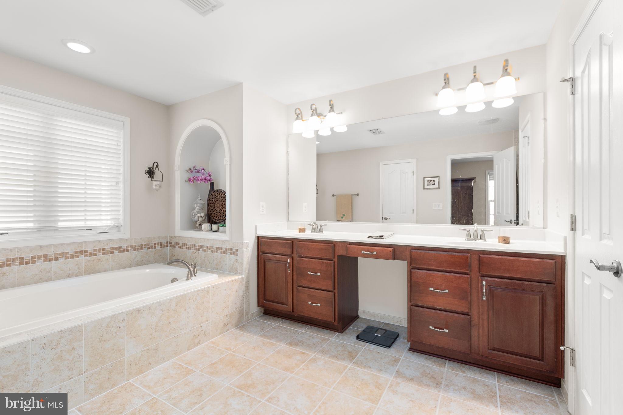 HILLS OF BRECKENRIDGE - Residential