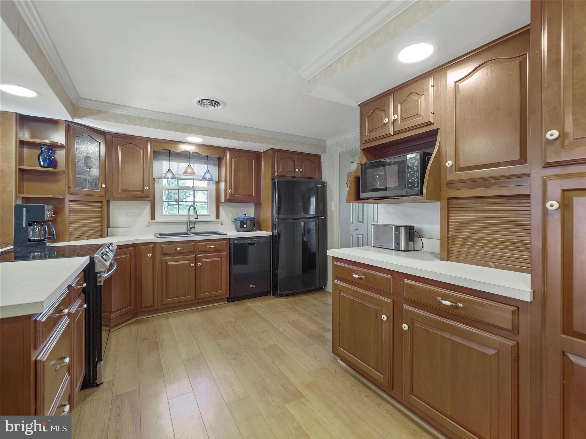 CEDAR HILLS - Residential