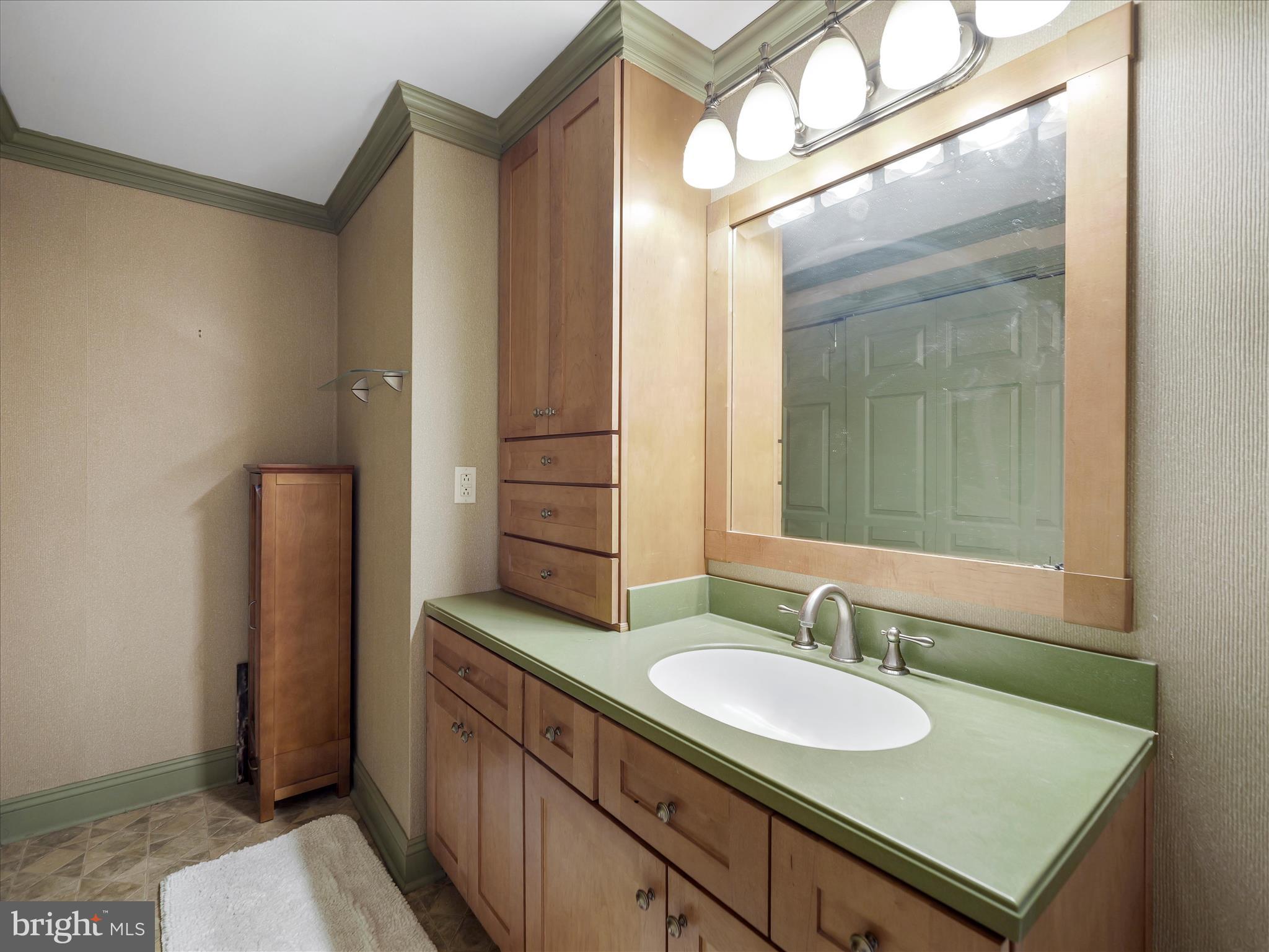 CEDAR HILLS - Residential