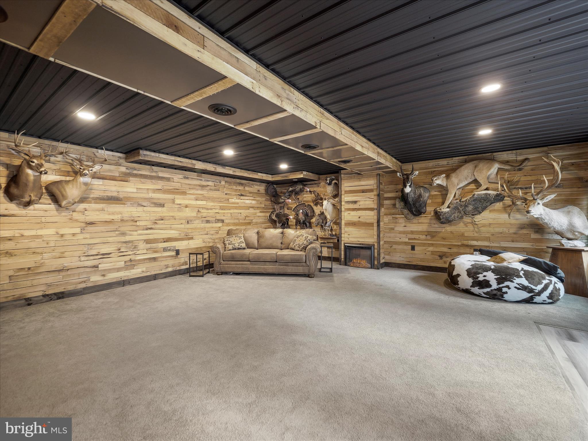 CEDAR HILLS - Residential