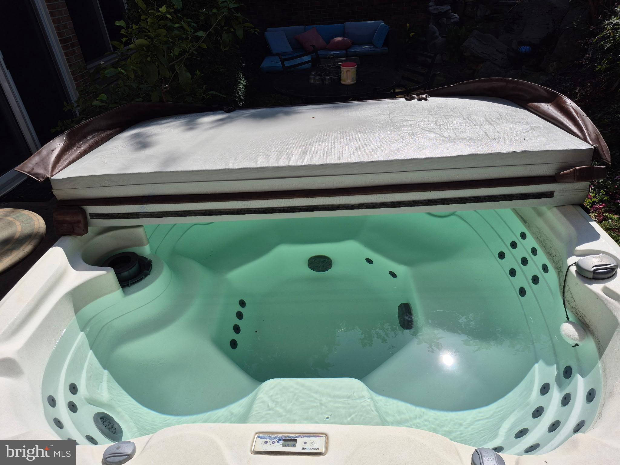 CEDAR HILLS - Residential