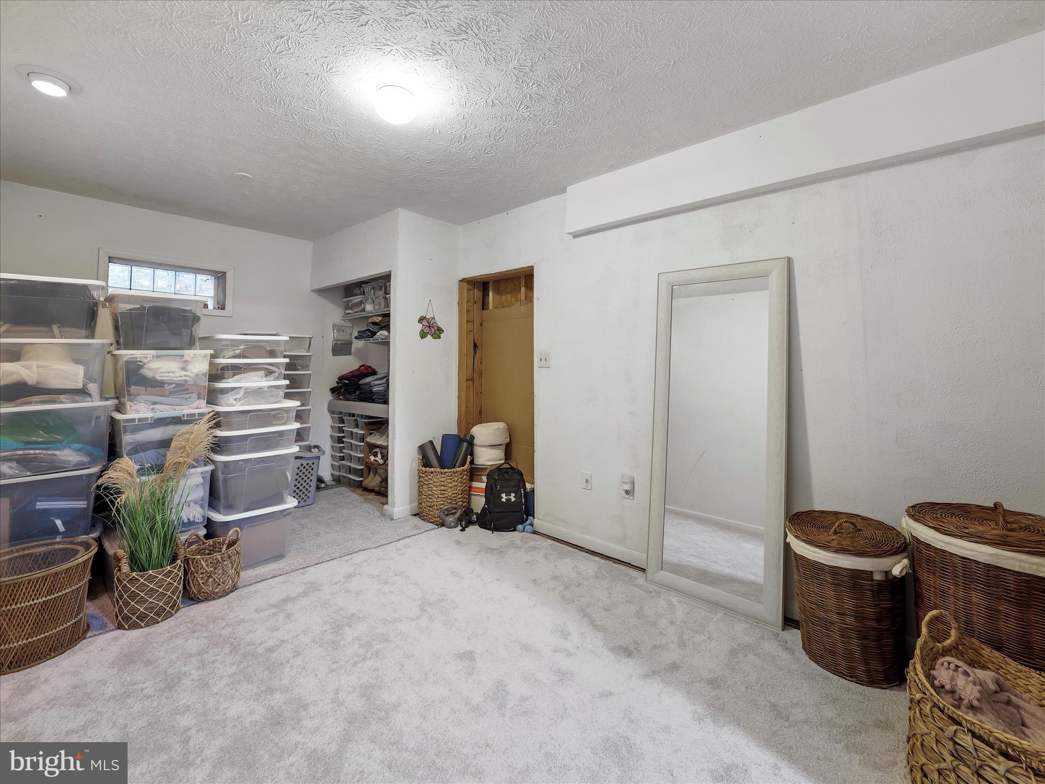 CEDAR HILLS - Residential