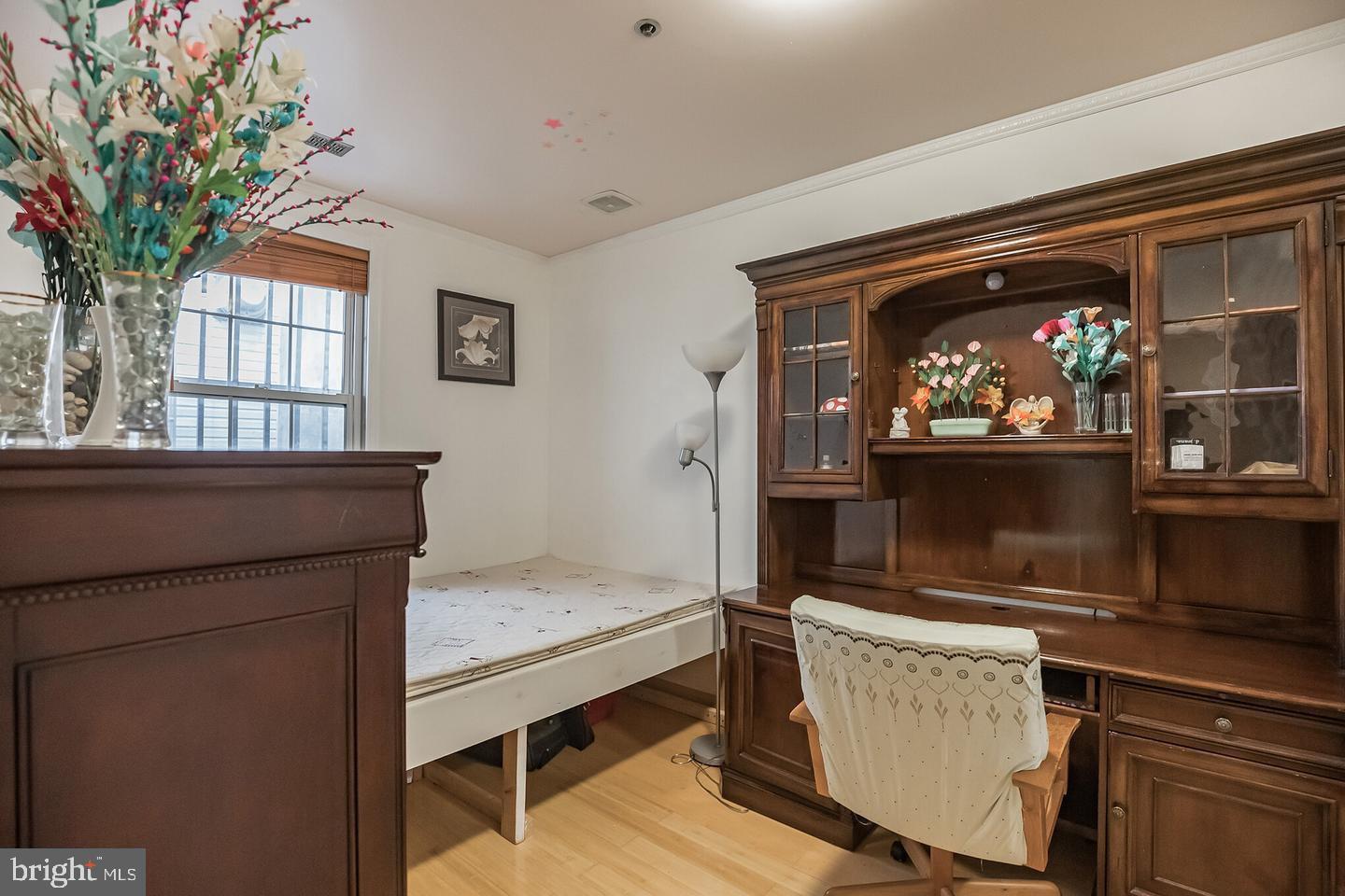 CHINATOWN - Residential