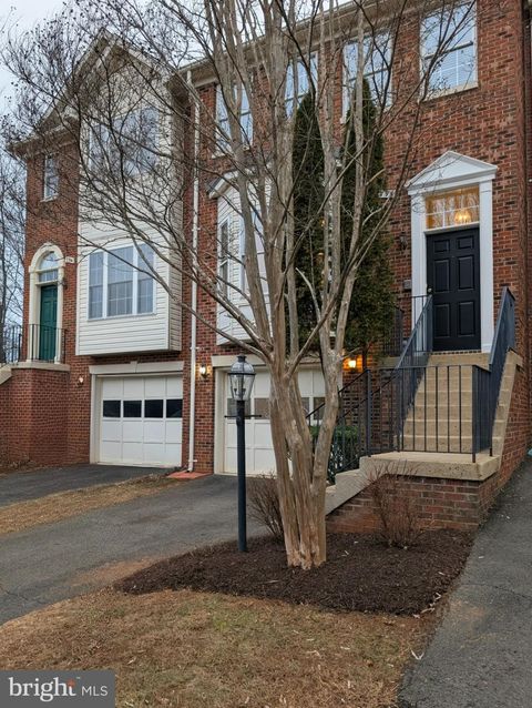 796 COL EDMONDS COURT WARRENTON VA 20186