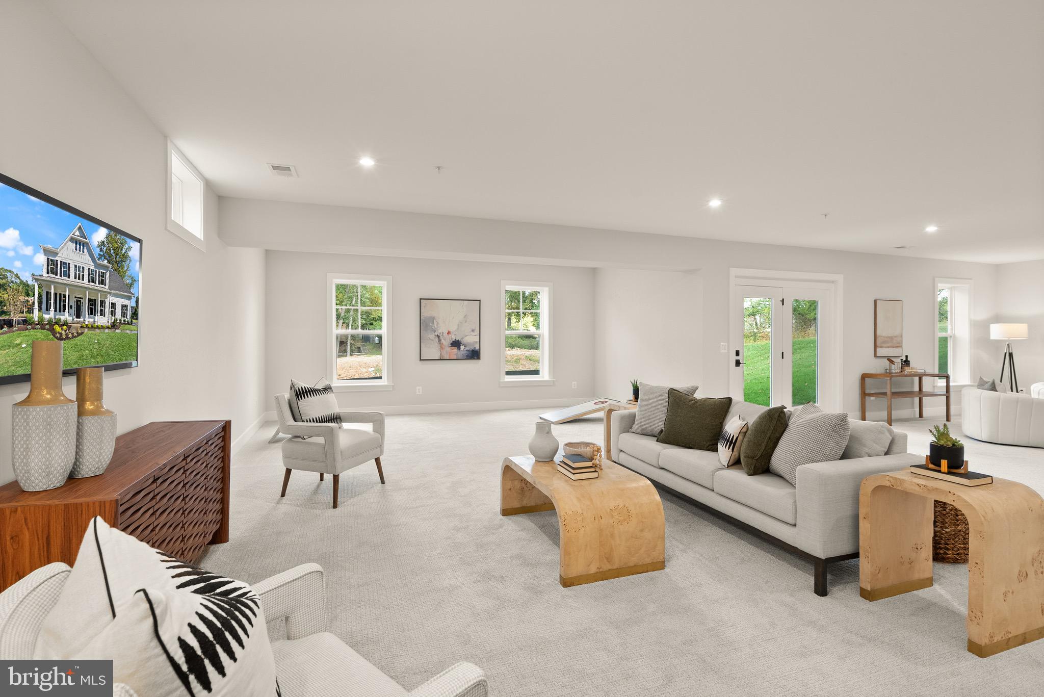 BURNING TREE - Residential