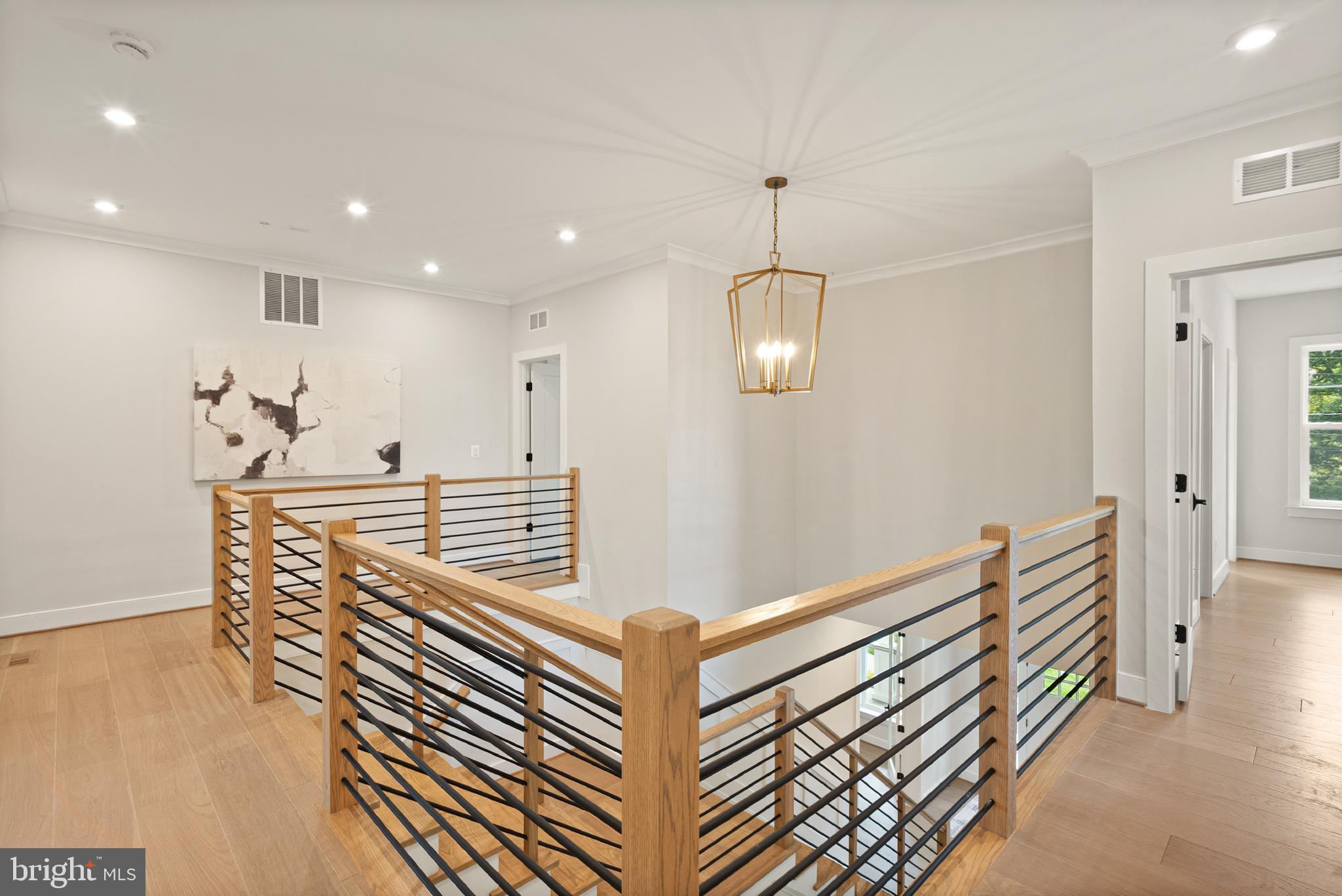 BURNING TREE - Residential