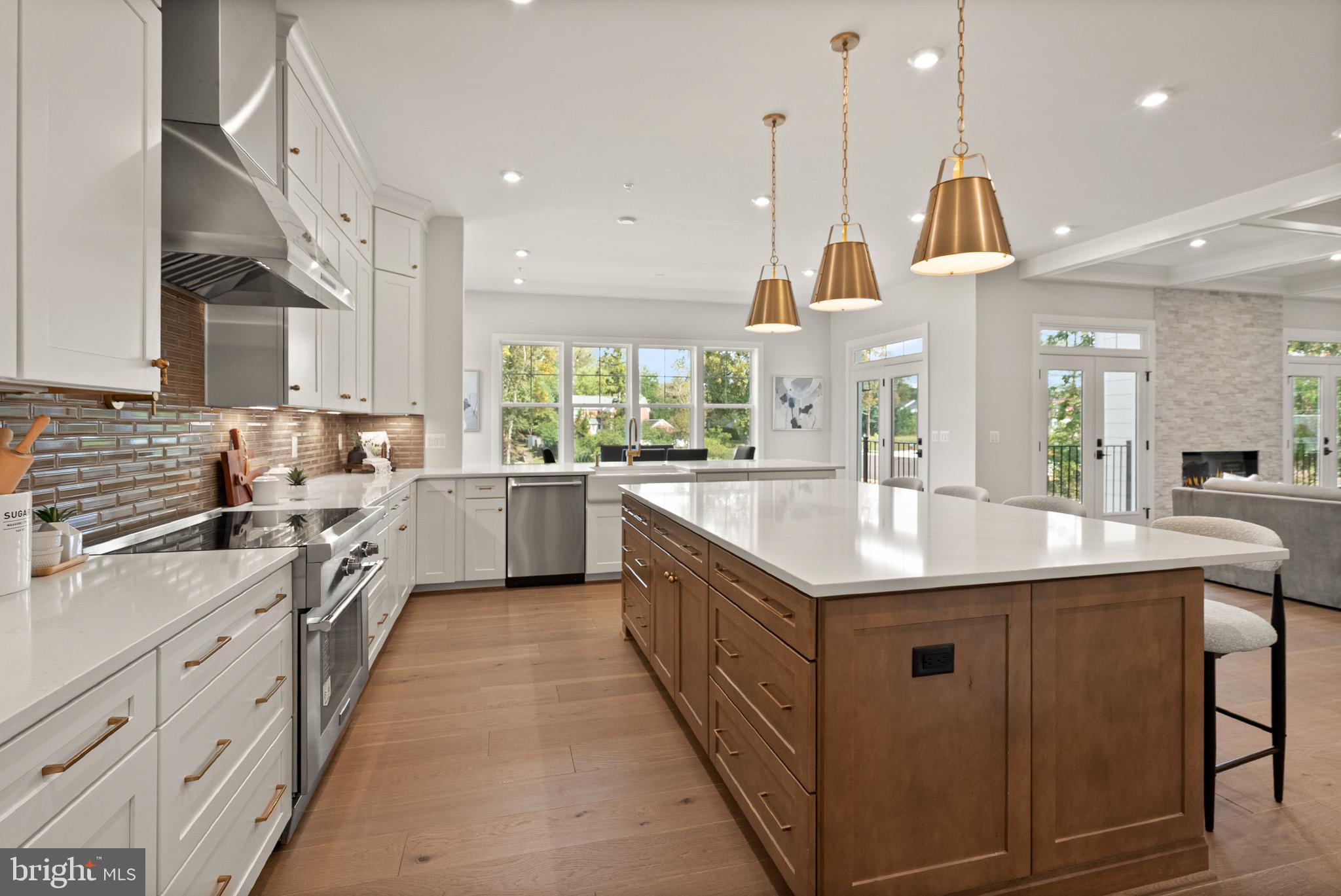 BURNING TREE - Residential