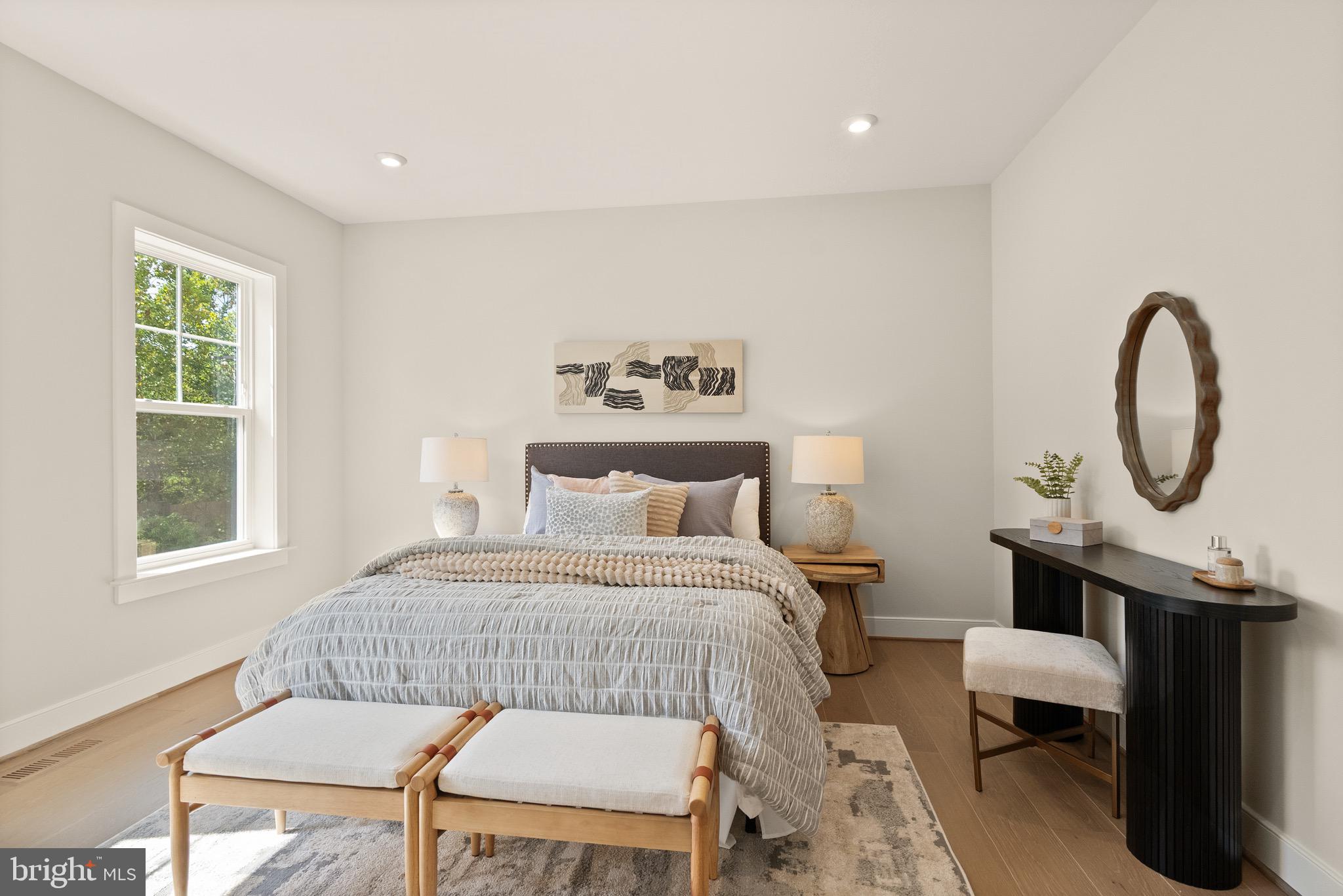 BURNING TREE - Residential