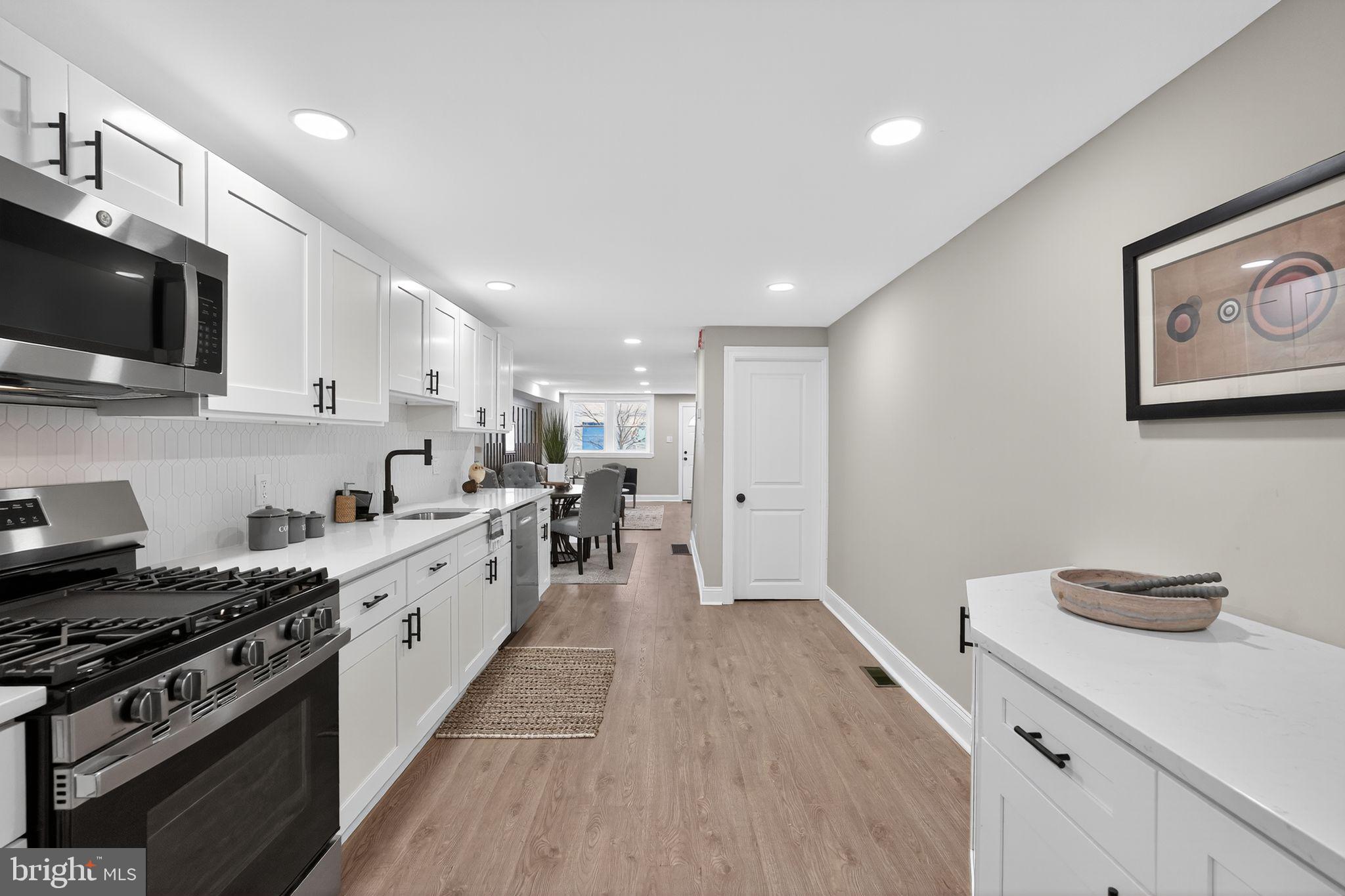 PASSYUNK SQUARE - Residential