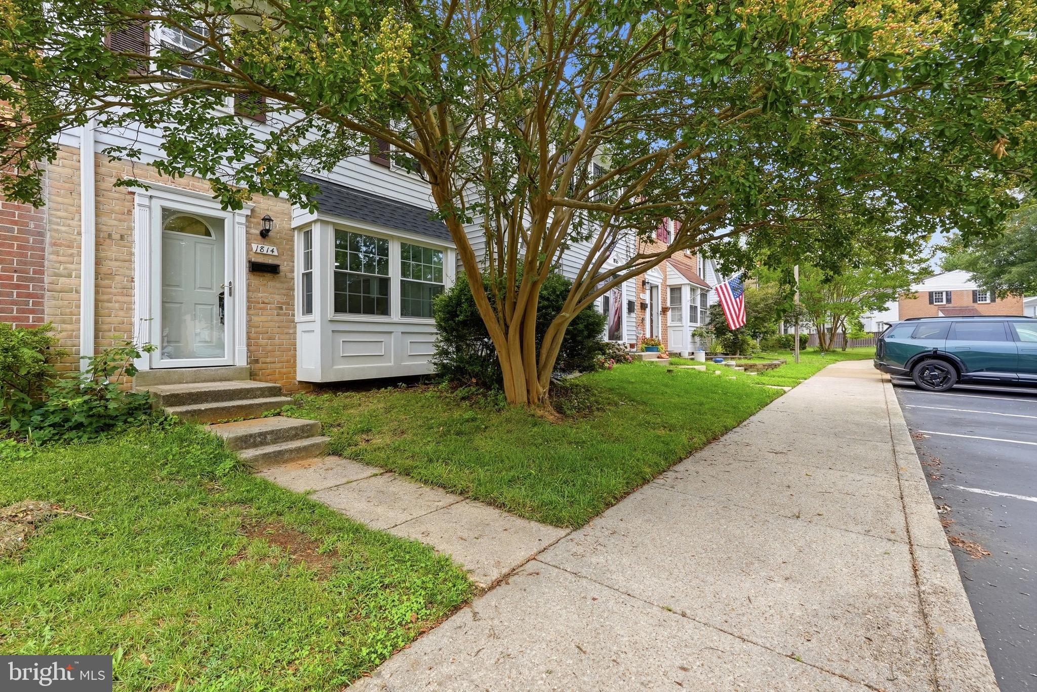 1814 ABERDEEN CIRCLE