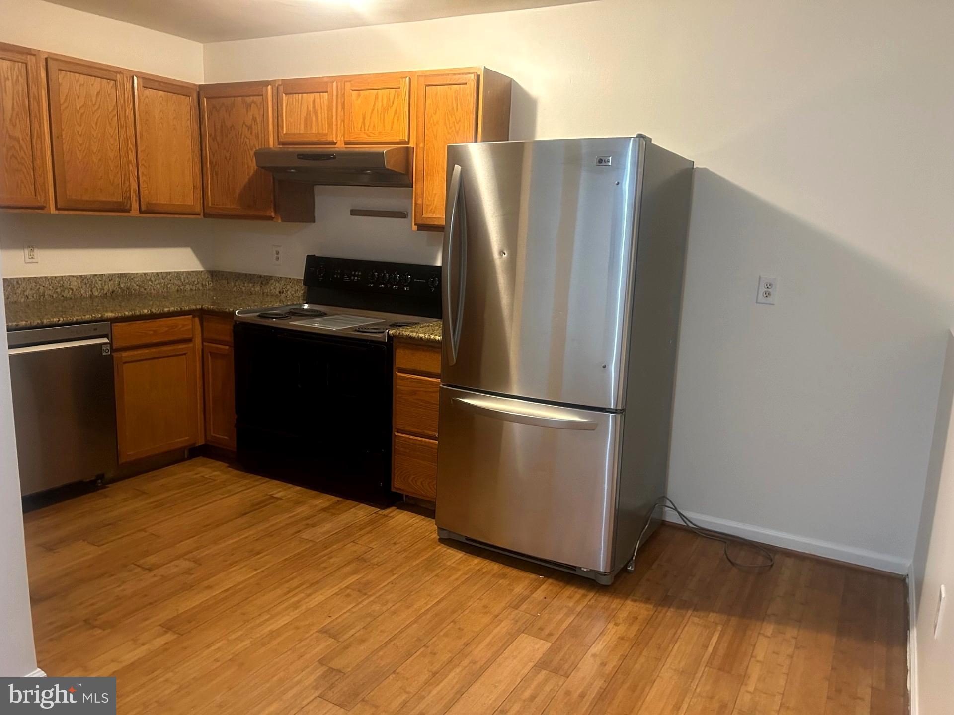 KETTERING BY THE PARK II - Residential Lease