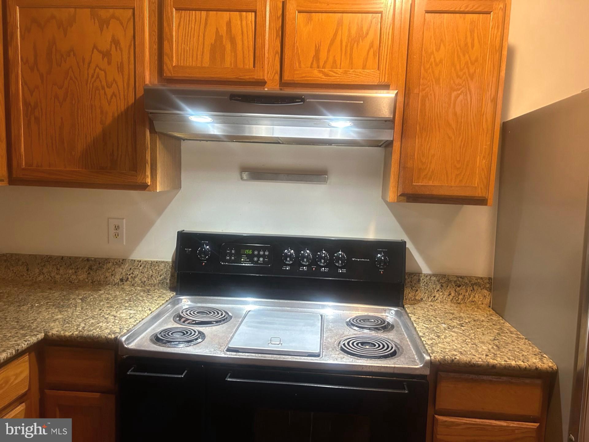 KETTERING BY THE PARK II - Residential Lease