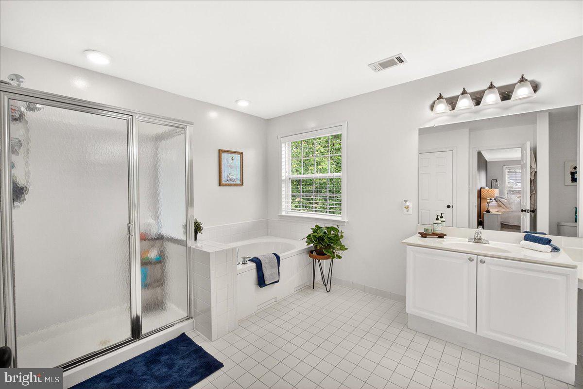 CLOVER HILL III - Residential