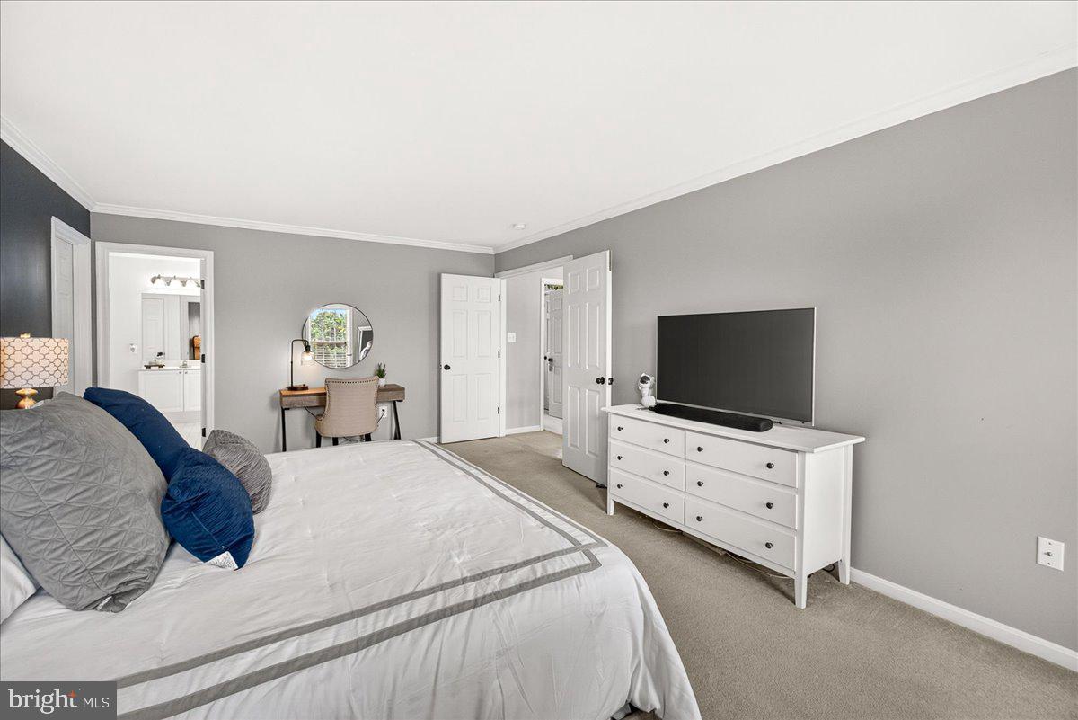 CLOVER HILL III - Residential