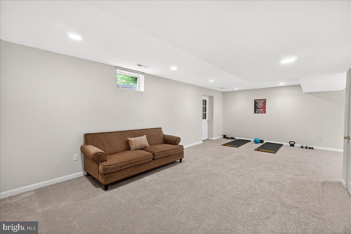 CLOVER HILL III - Residential