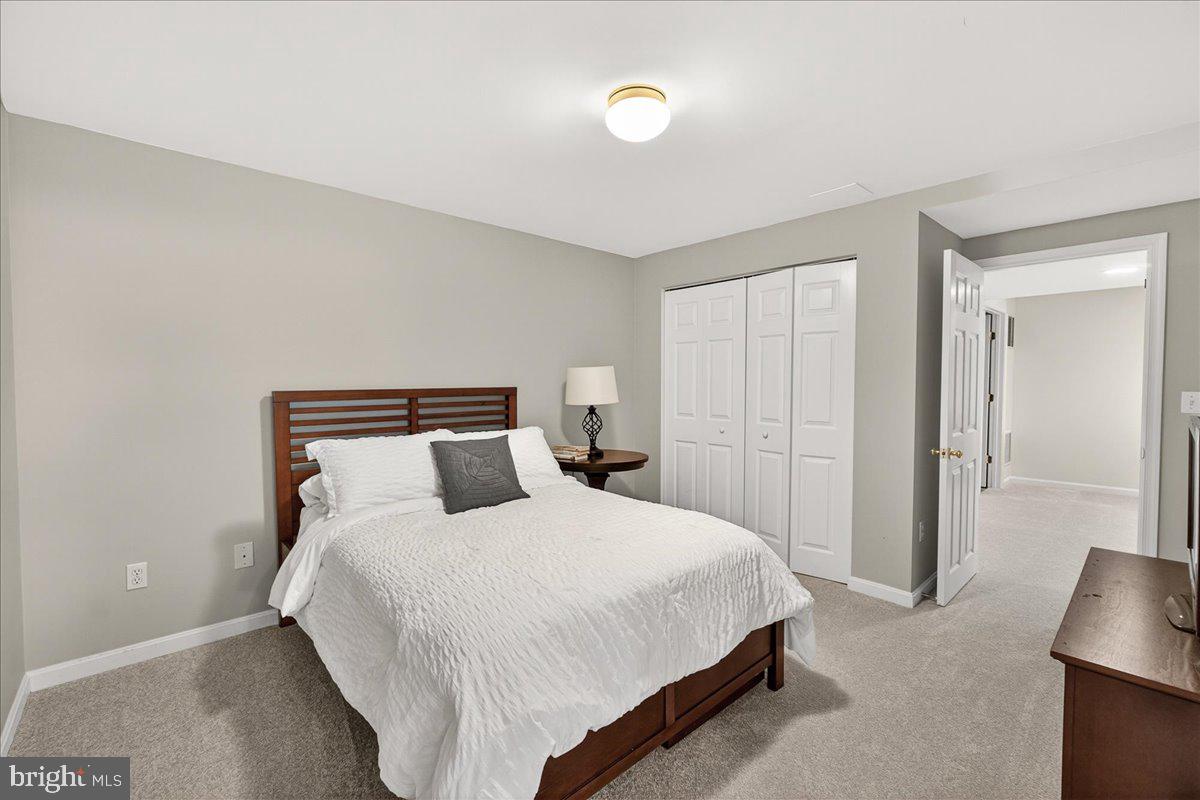 CLOVER HILL III - Residential