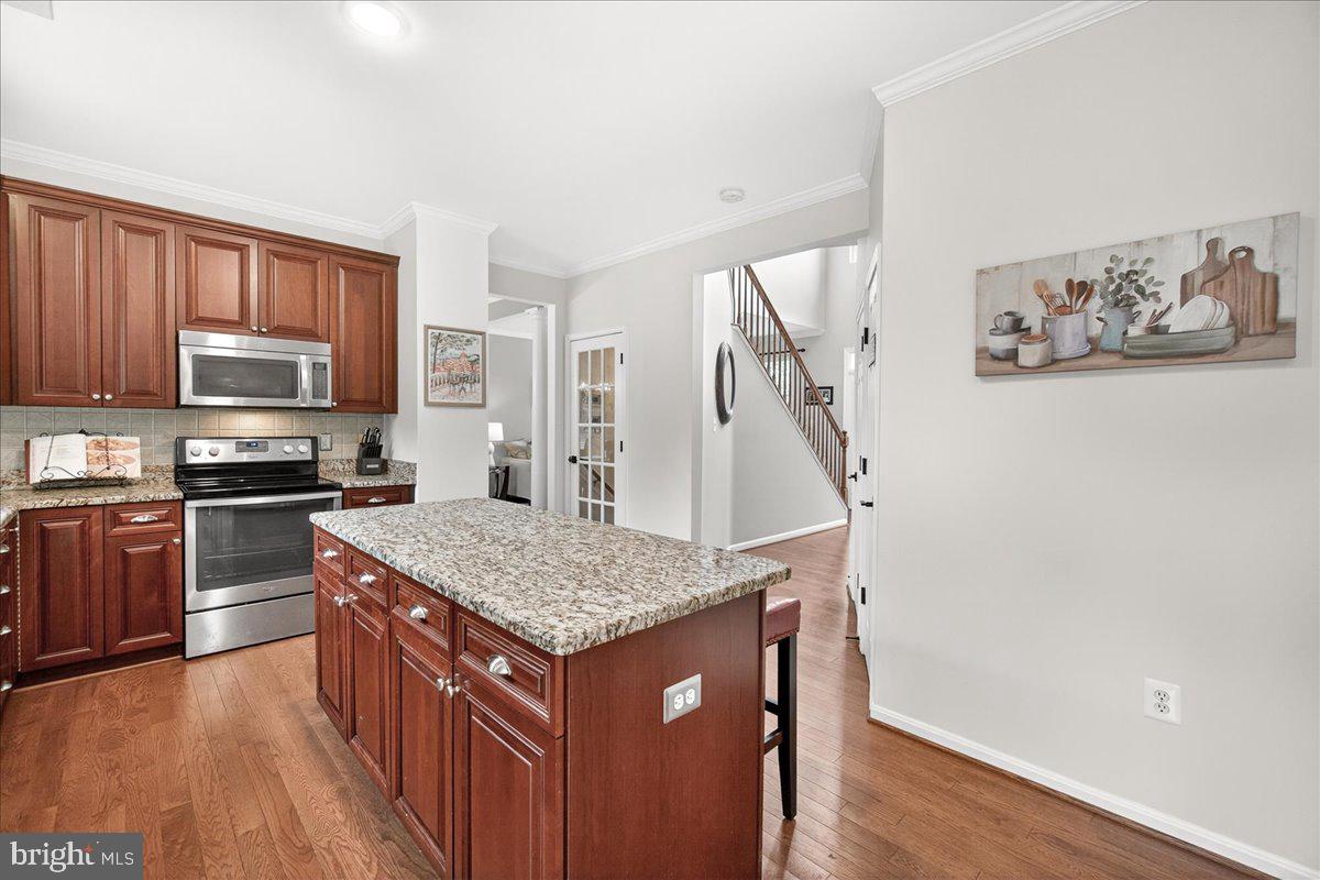 CLOVER HILL III - Residential