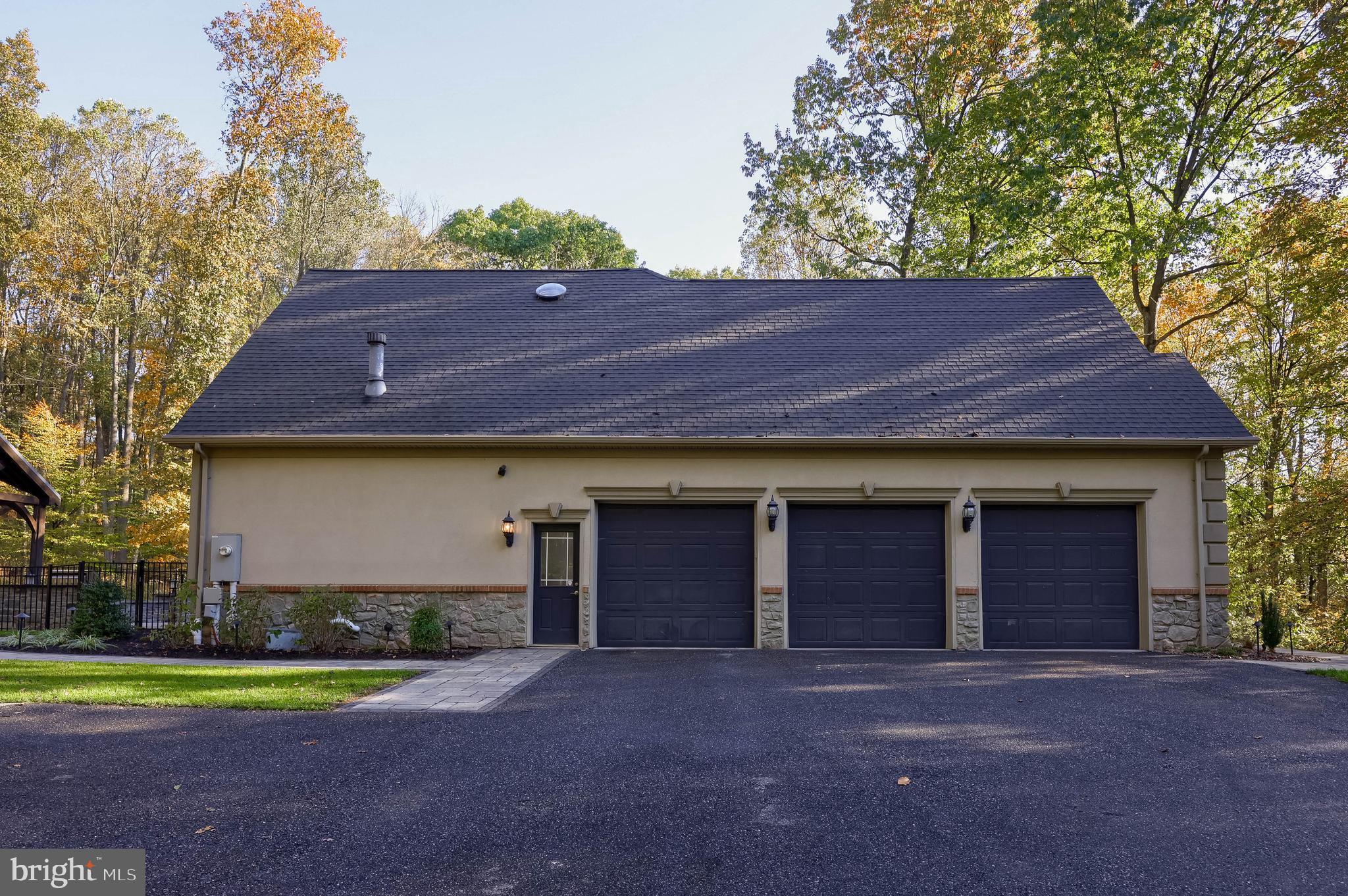 FOREST RIDGE - Residential