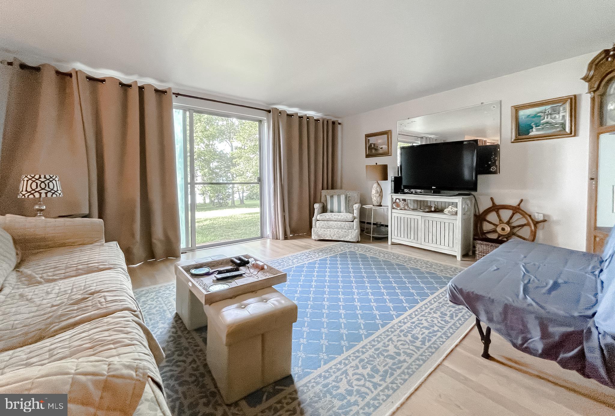 ROUSBY HALL WOODS - Residential