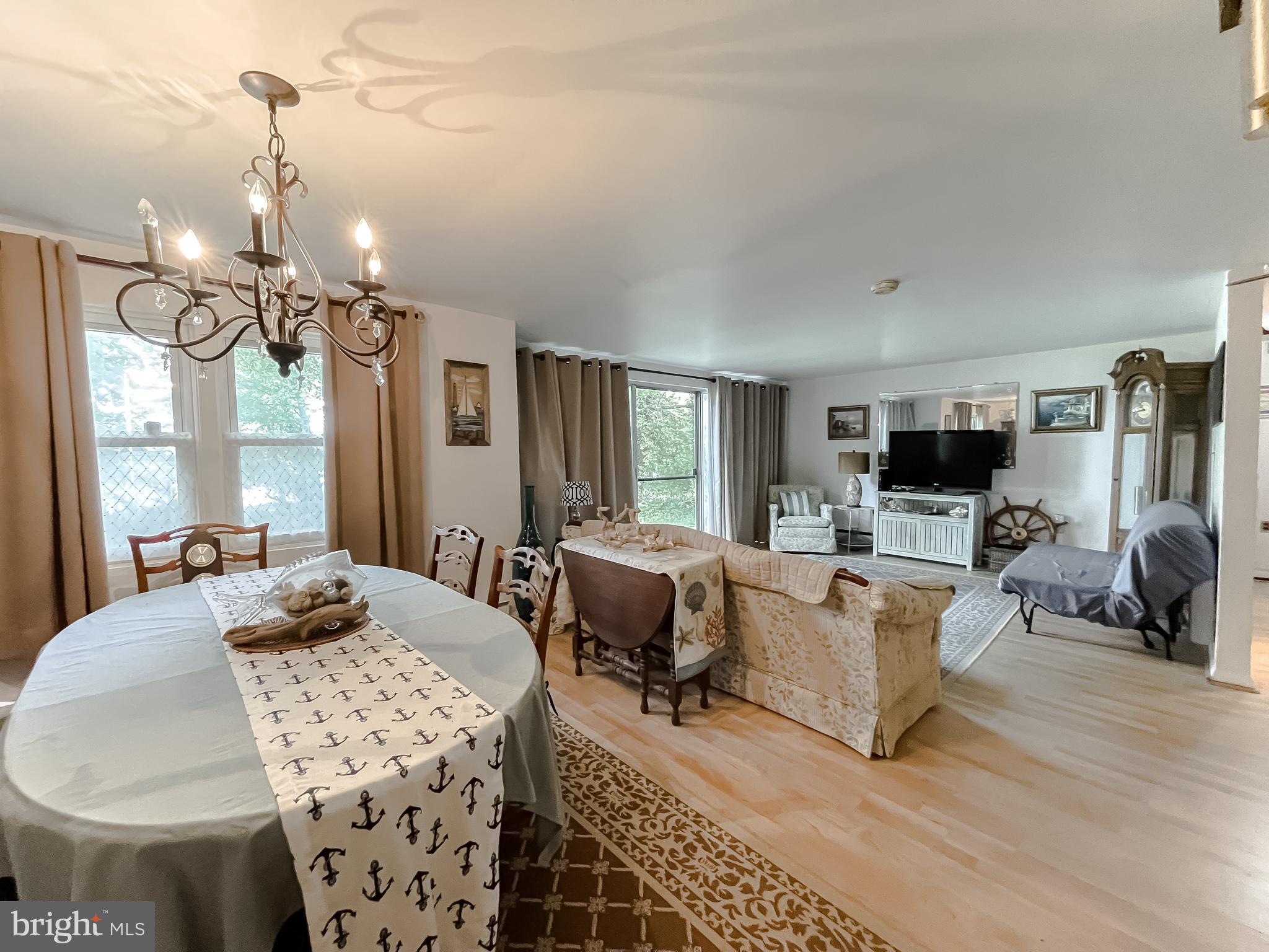 ROUSBY HALL WOODS - Residential