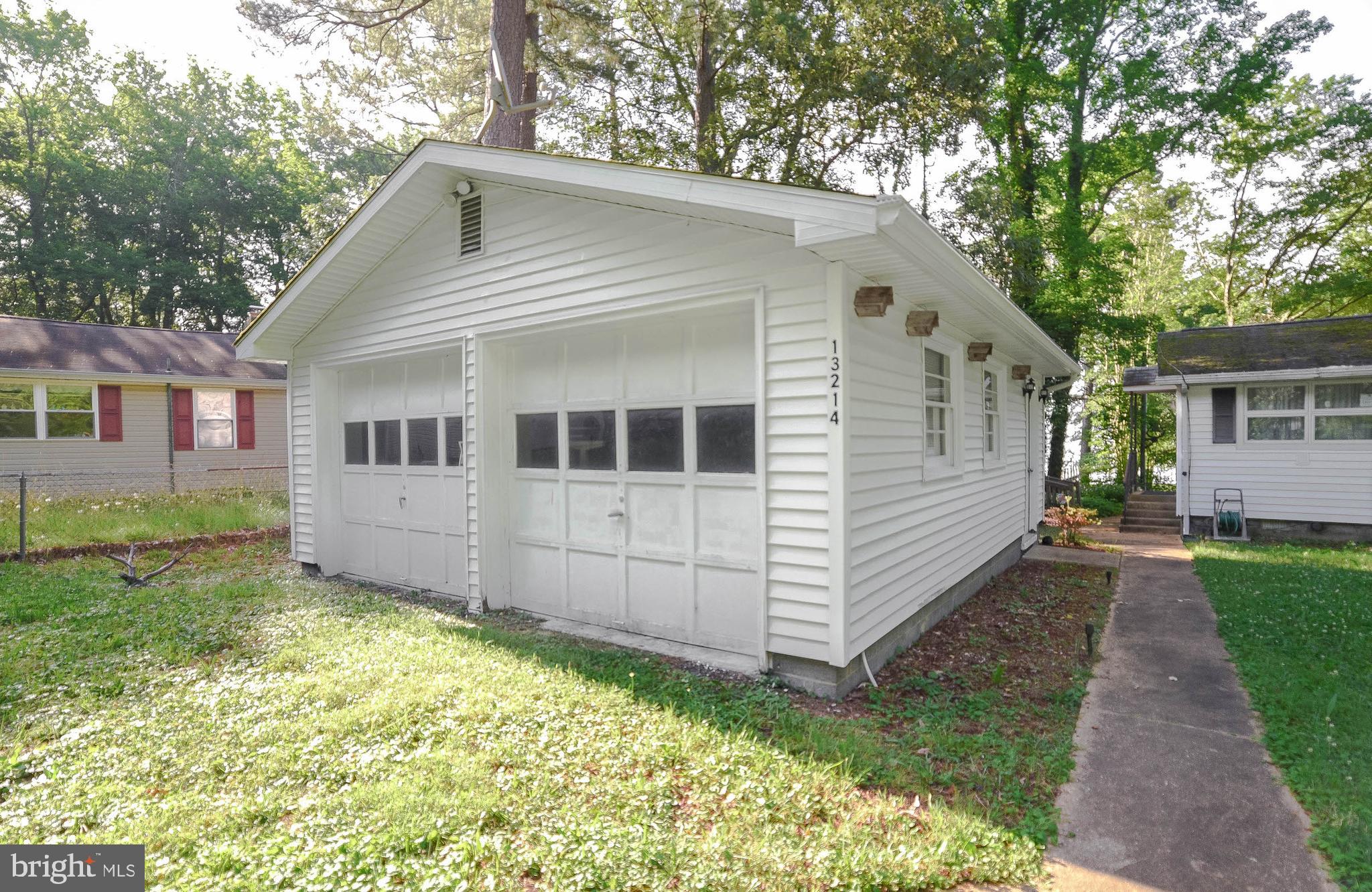 ROUSBY HALL WOODS - Residential