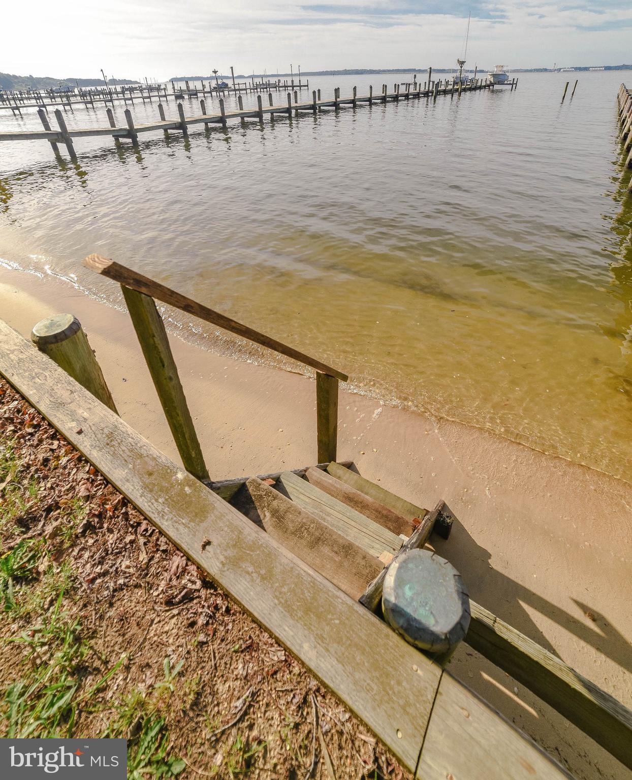 ROUSBY HALL WOODS - Residential