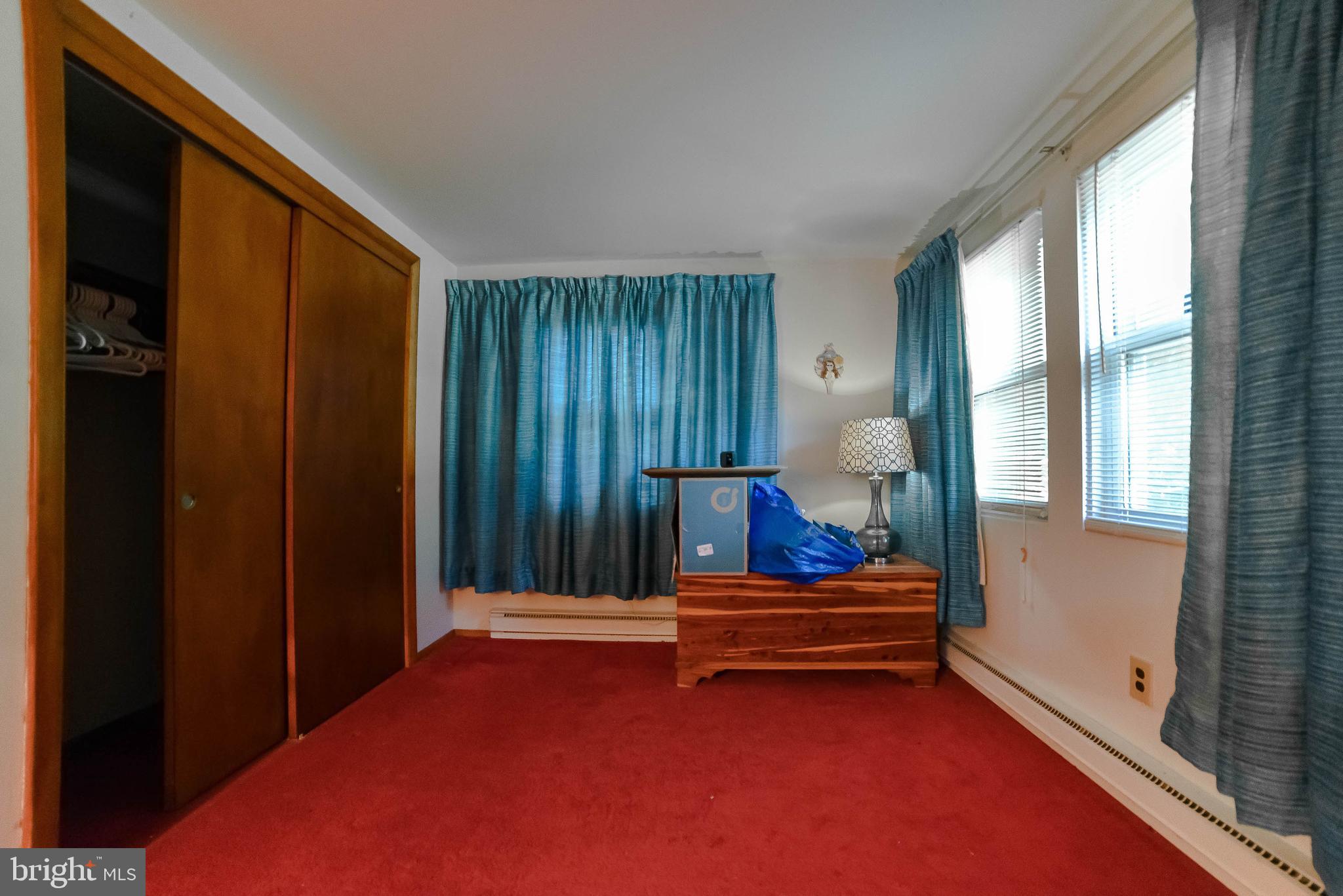 ROUSBY HALL WOODS - Residential