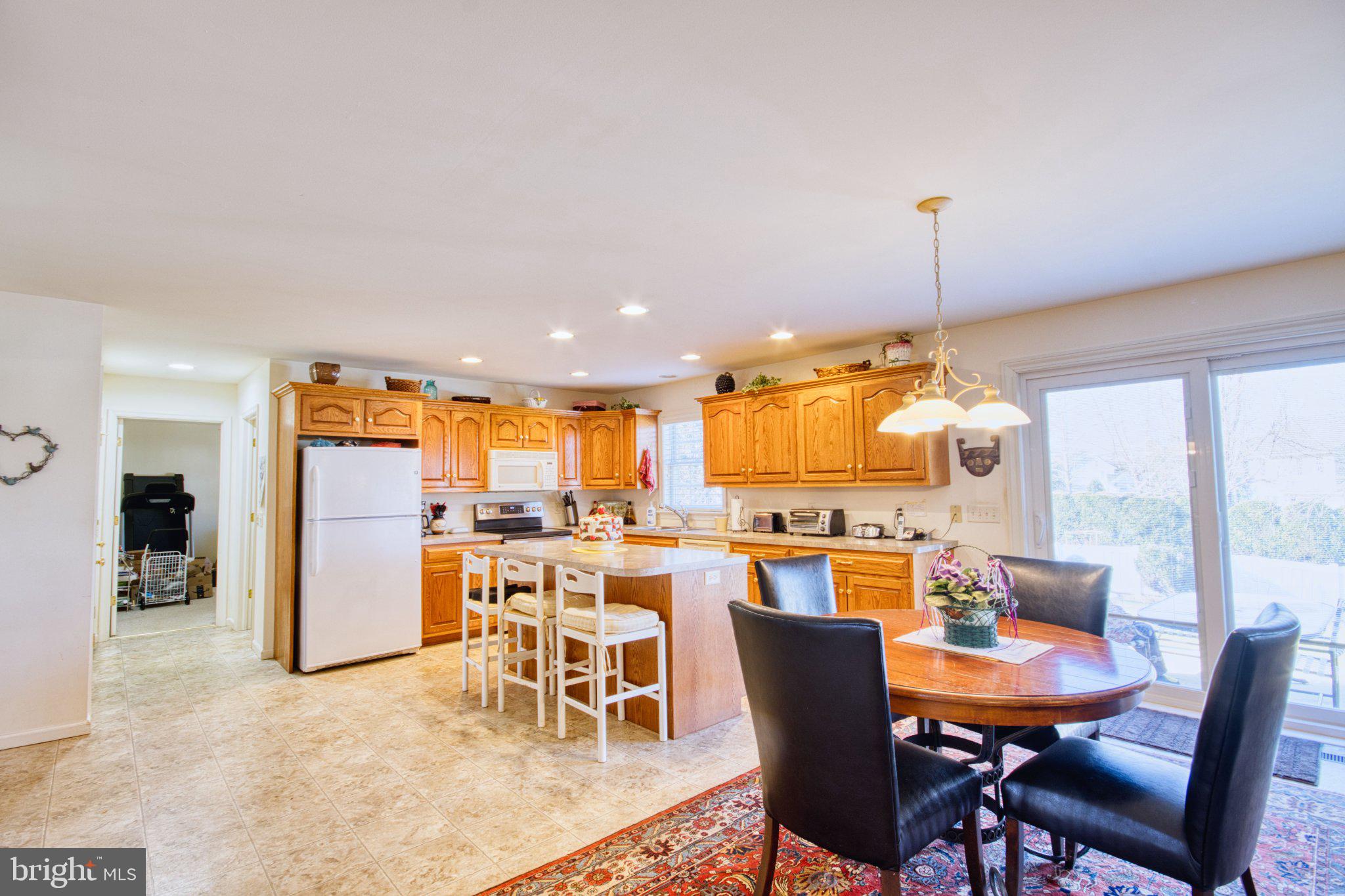 EAST EVERGREEN ESTATES - Residential