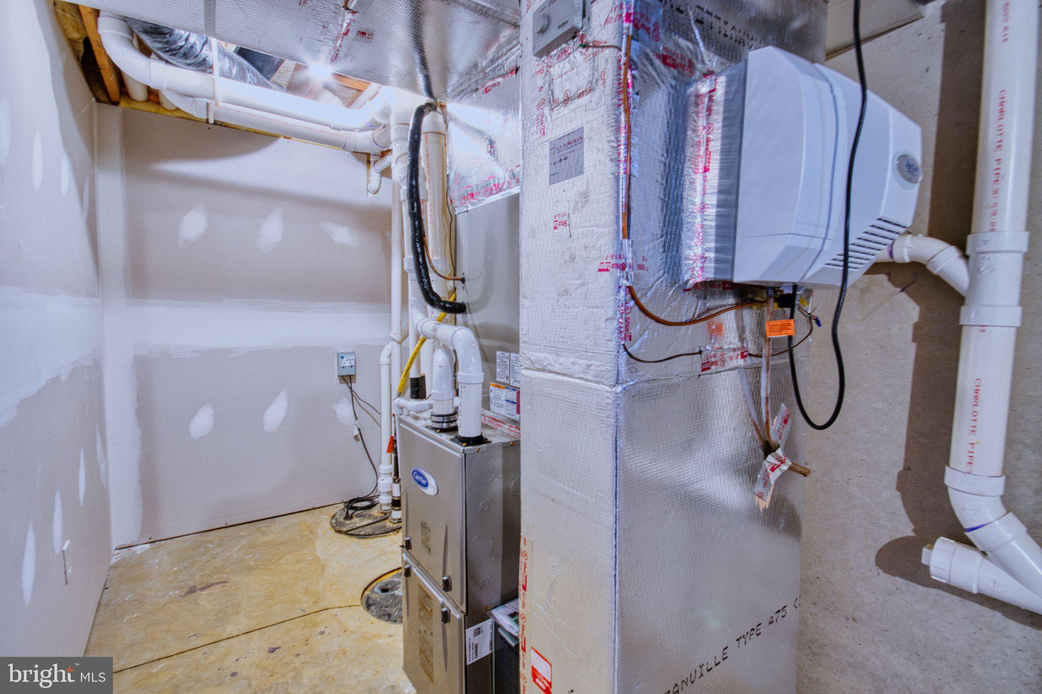 EAST EVERGREEN ESTATES - Residential