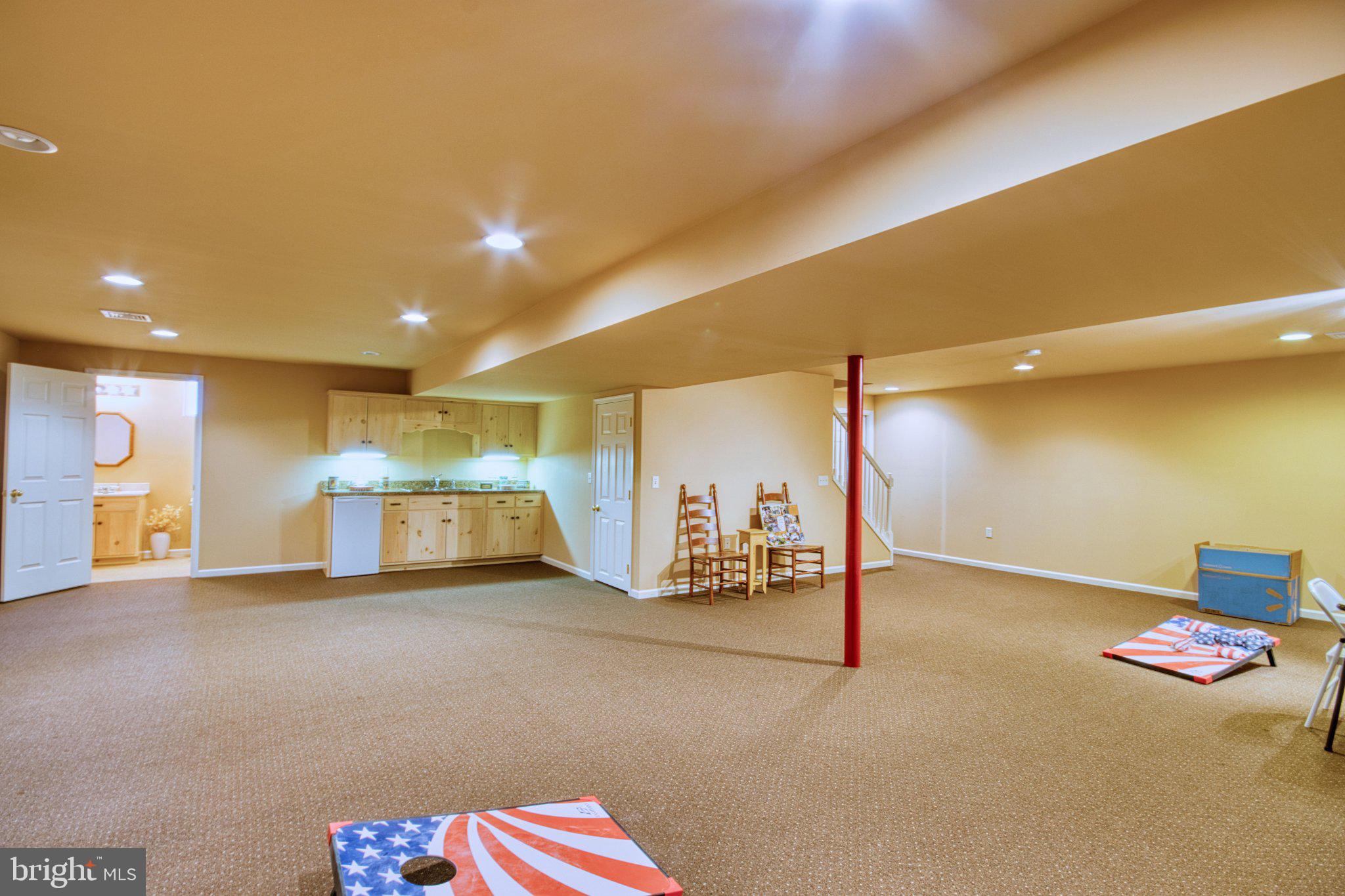 EAST EVERGREEN ESTATES - Residential