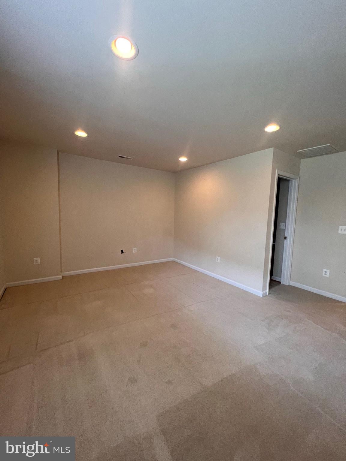 PORT AQUIA - Residential Lease