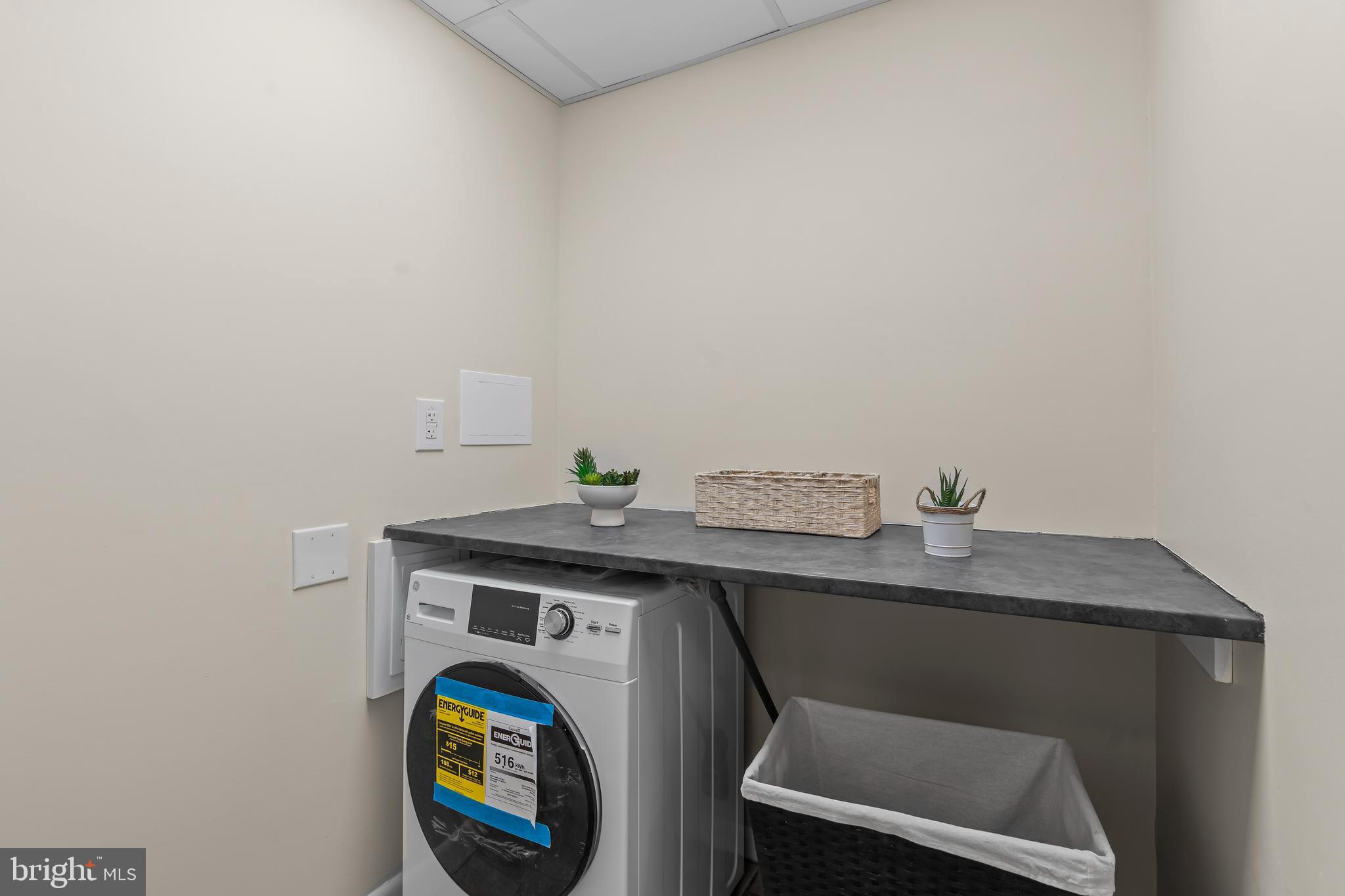 FAIRGROUND VILLAGE - Residential