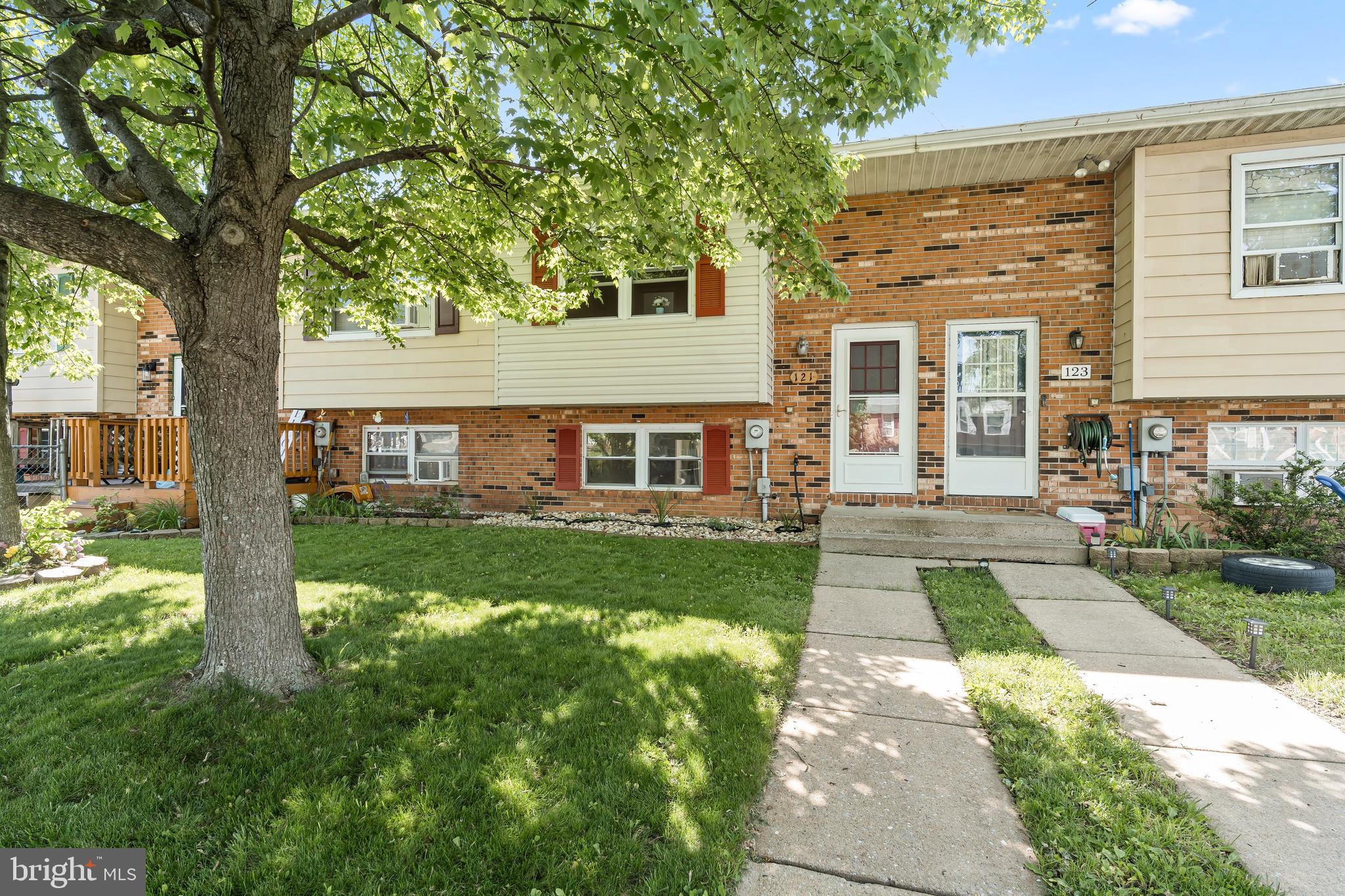 FAIRGROUND VILLAGE - Residential