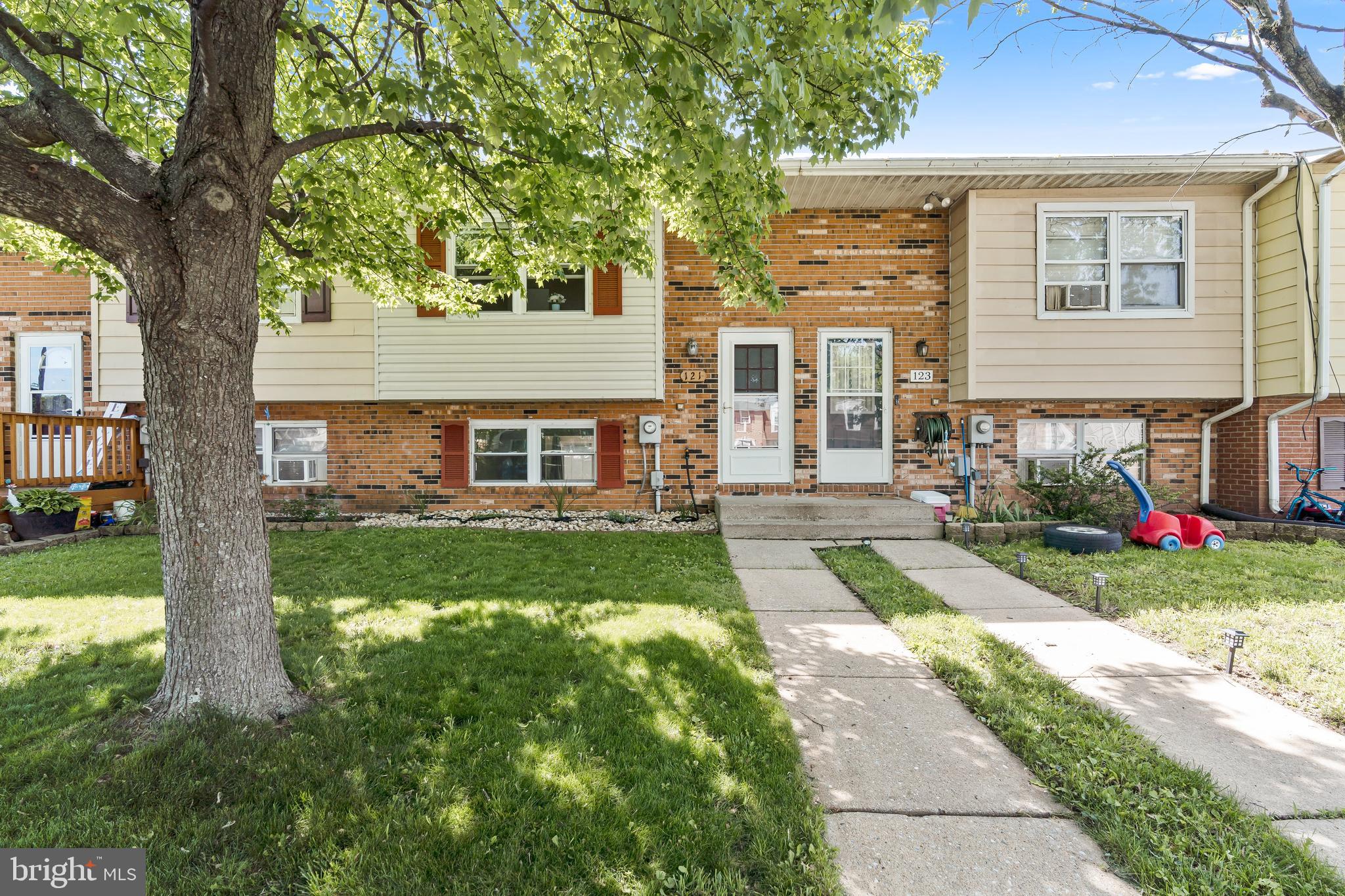 FAIRGROUND VILLAGE - Residential