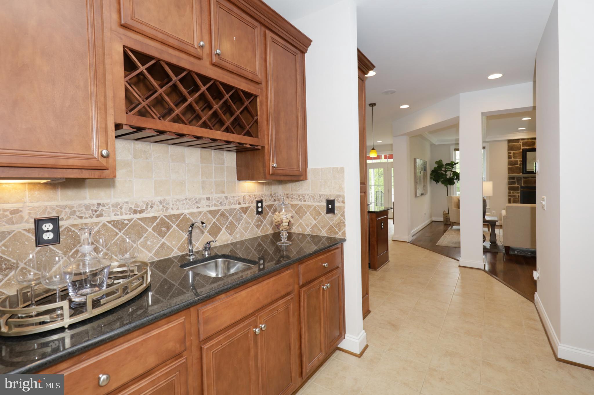 LAKEWOOD HILLS - Residential