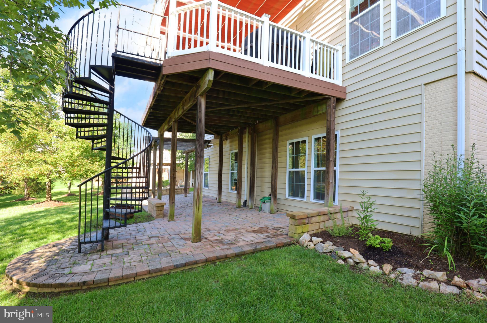 LAKEWOOD HILLS - Residential