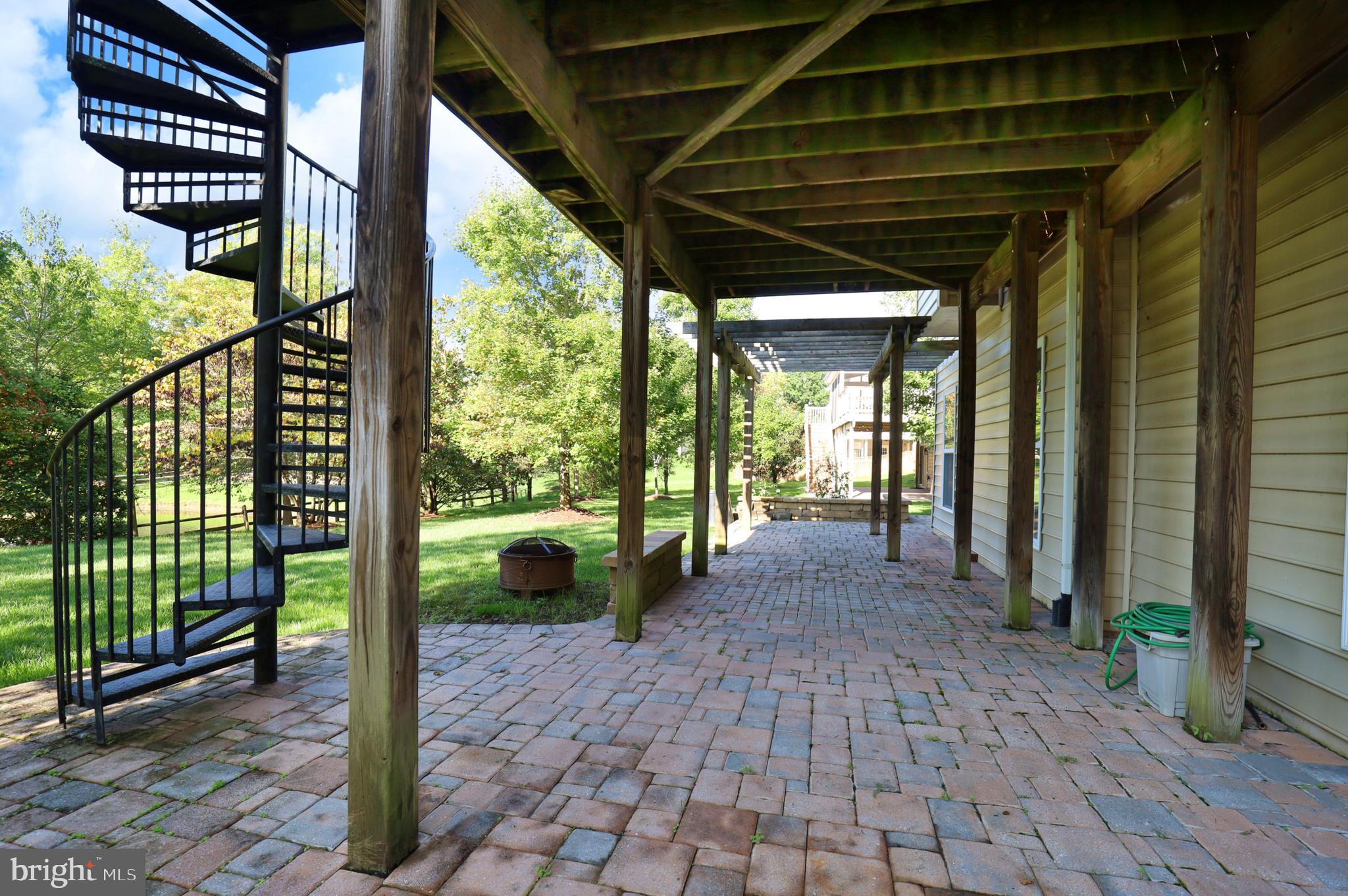 LAKEWOOD HILLS - Residential