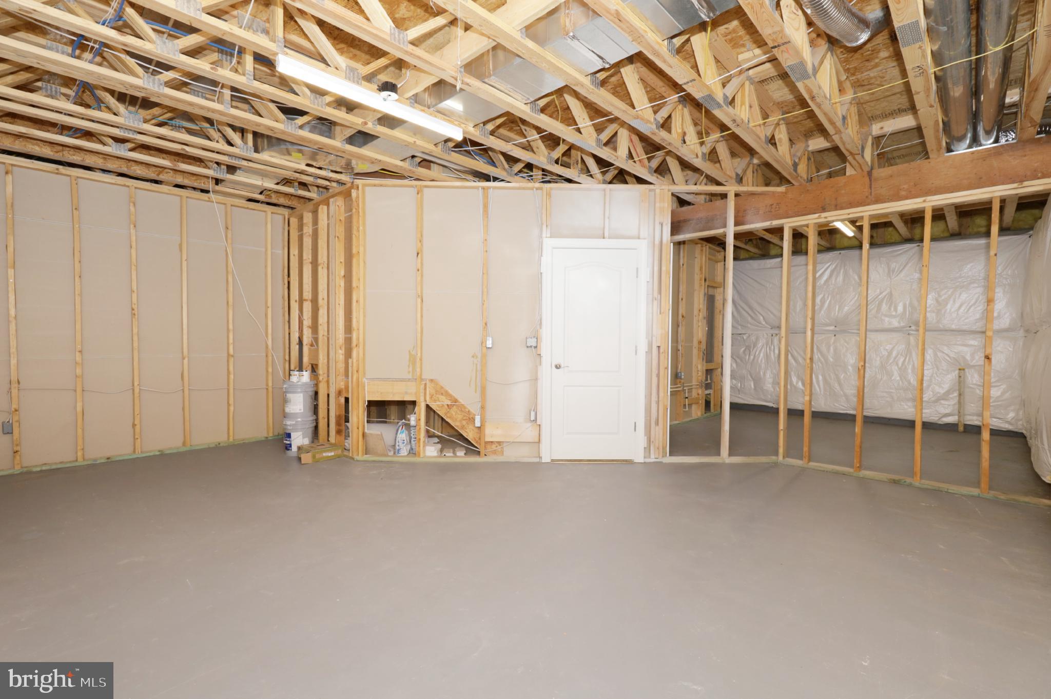 LAKEWOOD HILLS - Residential