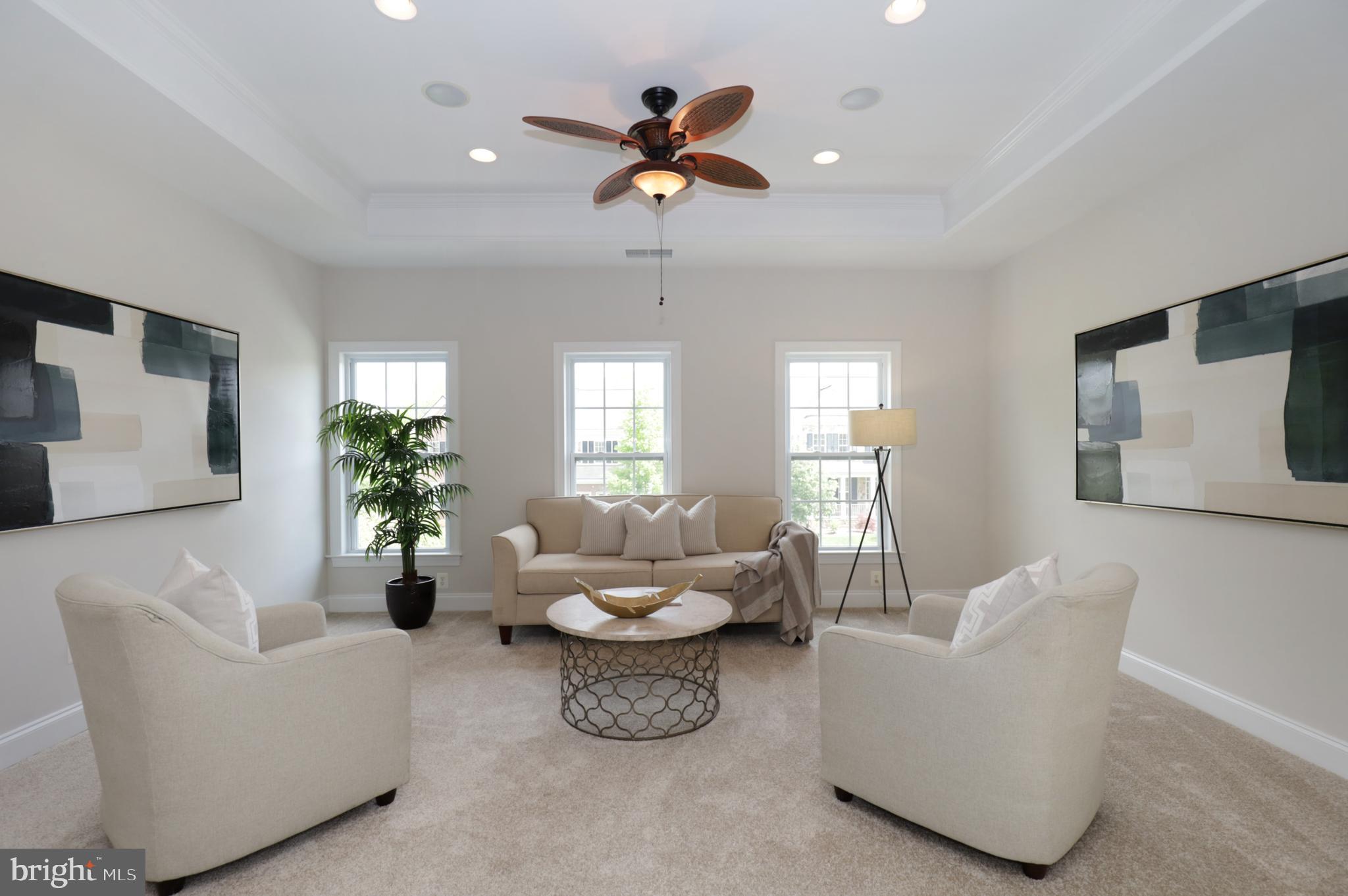 LAKEWOOD HILLS - Residential