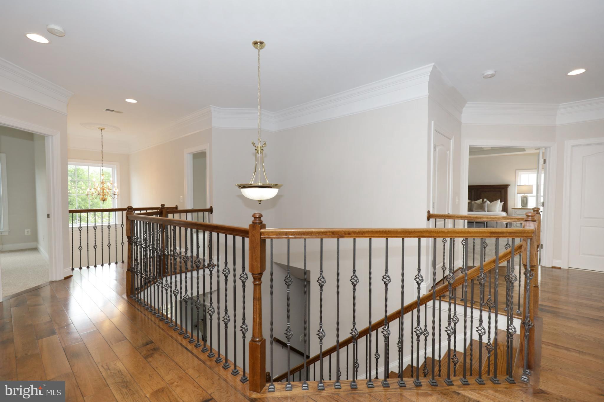 LAKEWOOD HILLS - Residential