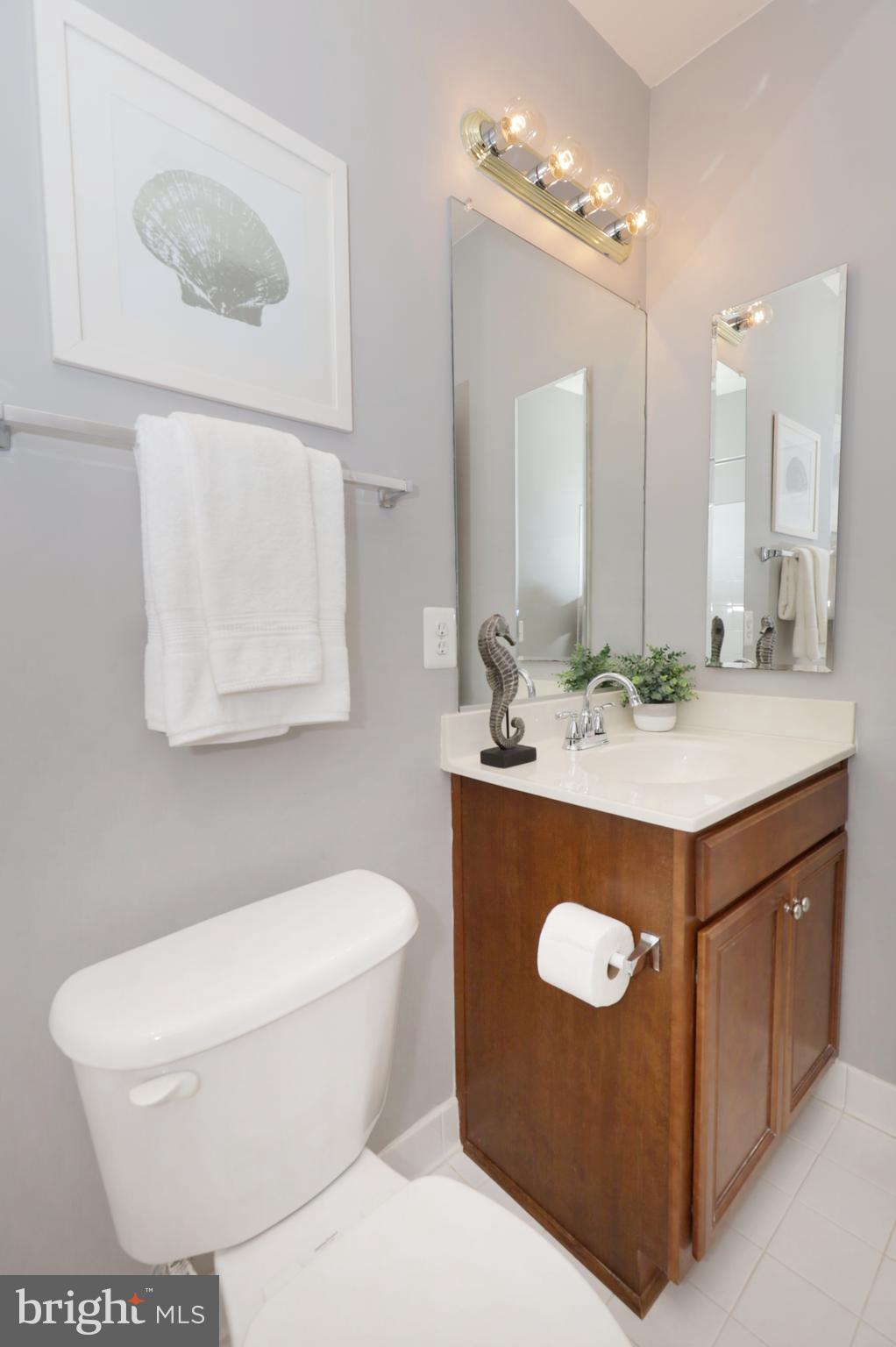 LAKEWOOD HILLS - Residential