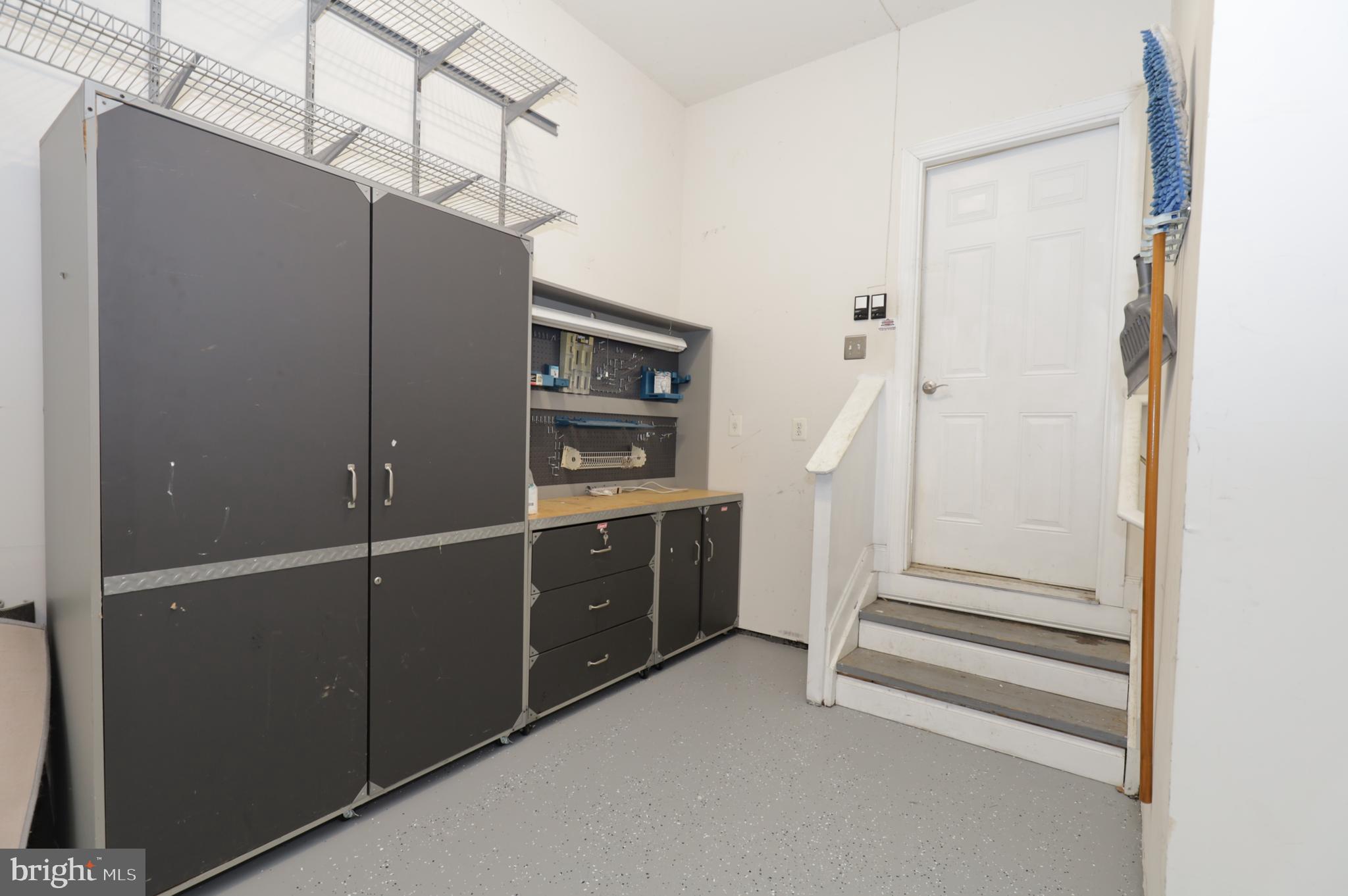 LAKEWOOD HILLS - Residential